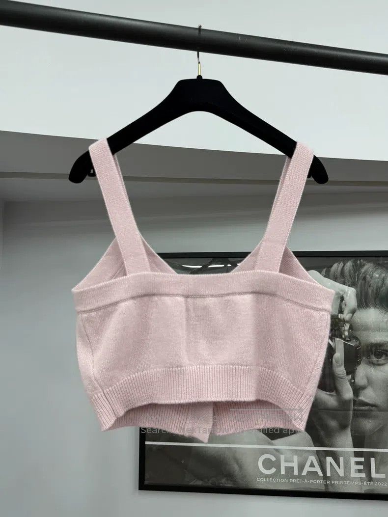 Chanel Chanel Pink Badge Suspender Knitted Vest Size XS / US 0-2 / IT 36-38 - 3 Thumbnail