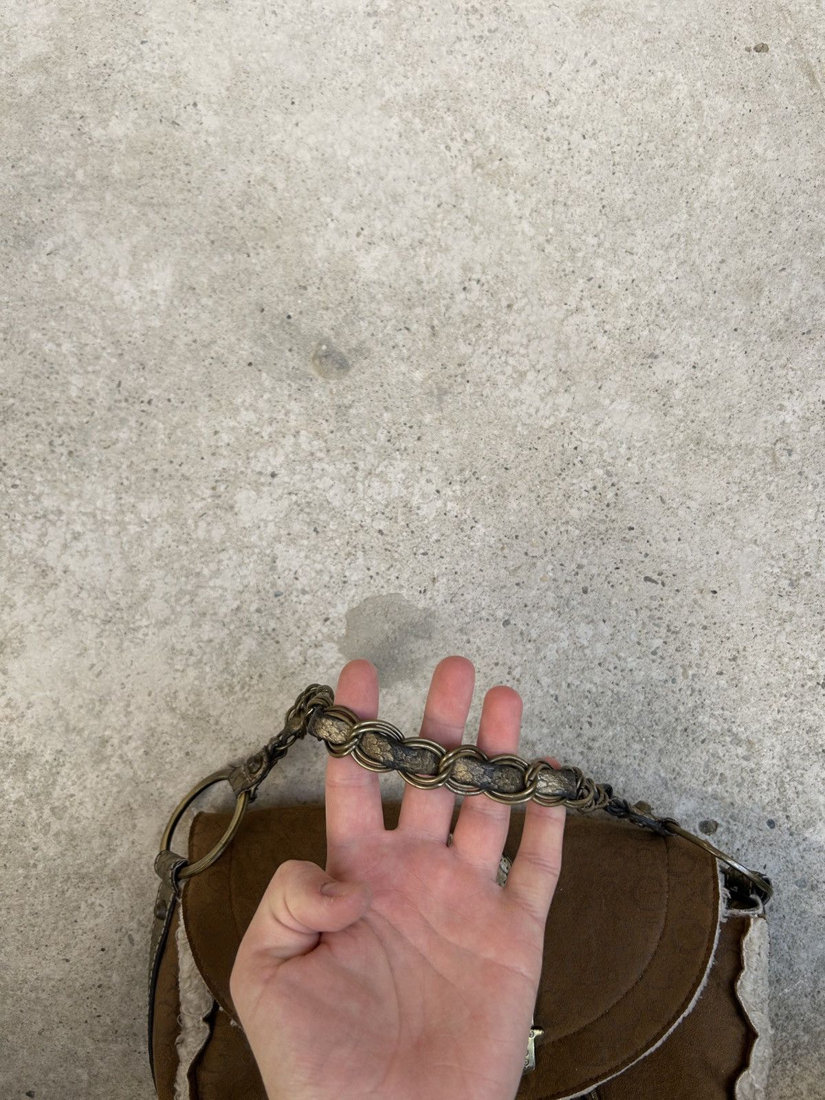 Guess Guess Camel brown padded Shoulder Bag Y2K monogram print Bag Size ONE SIZE - 4 Thumbnail