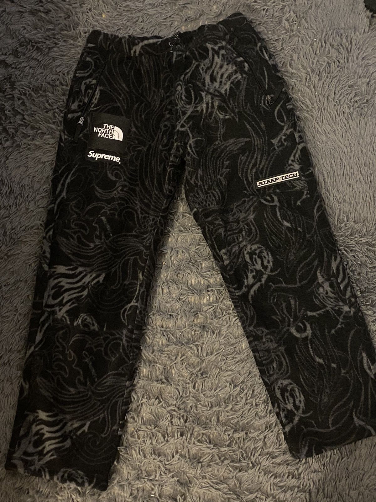 Supreme × The North Face Supreme The North Face Steep Tech Fleece Pant Size US 32 / EU 48 - 2 Thumbnail