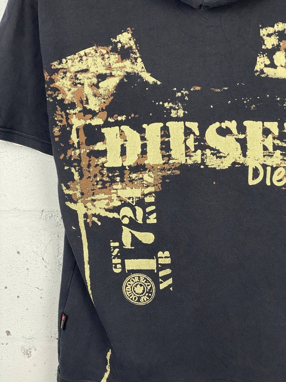 Diesel × Vintage Vintage Y2K Diesel Printed Back Hooded T-Shirt Size US XL / EU 56 / 4 - 10 Thumbnail