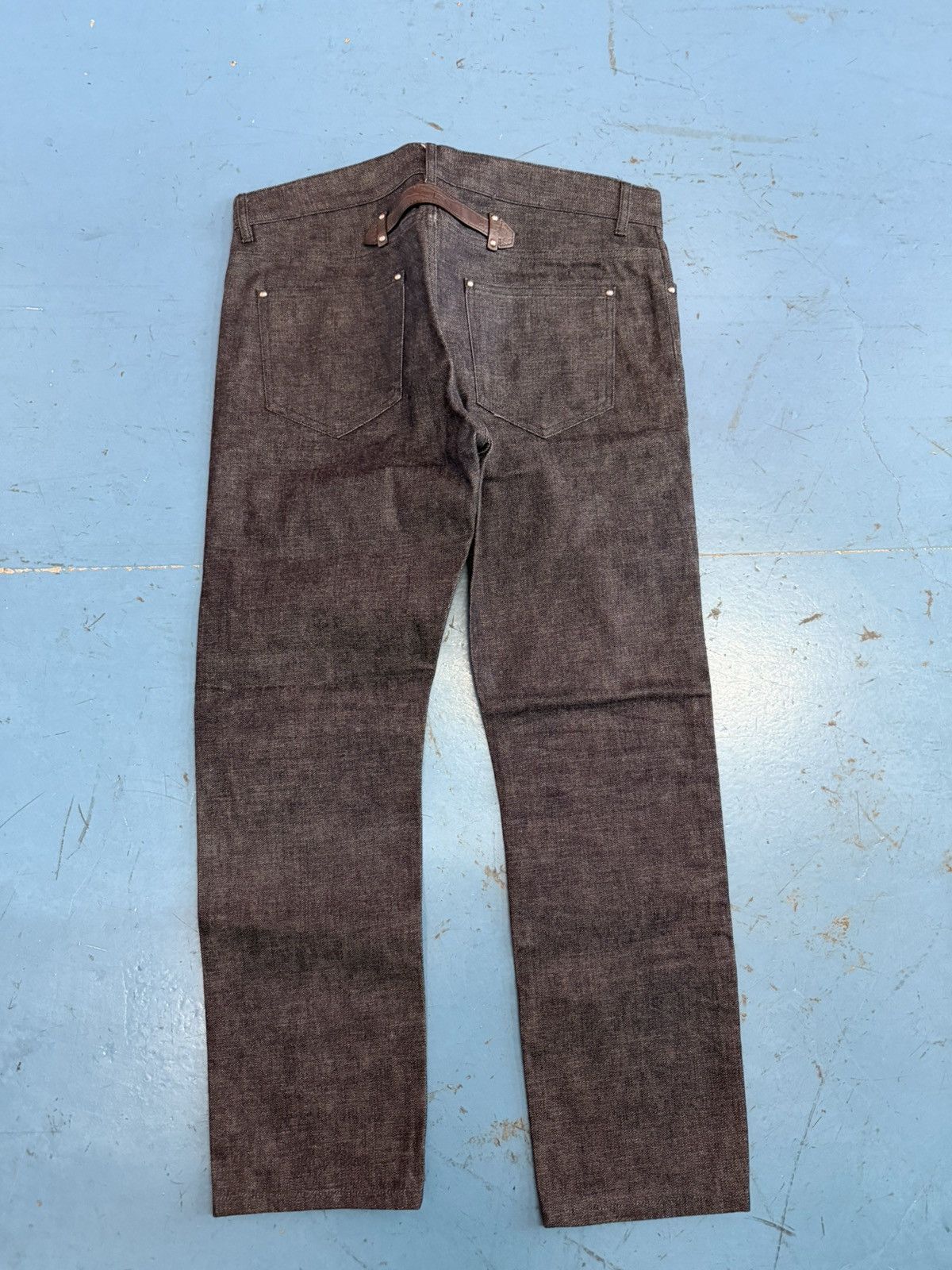 Louis Vuitton LUIS VUITTON RAW DENIM + ALLIGATOR DETAILS Size US 33 - 2 Thumbnail