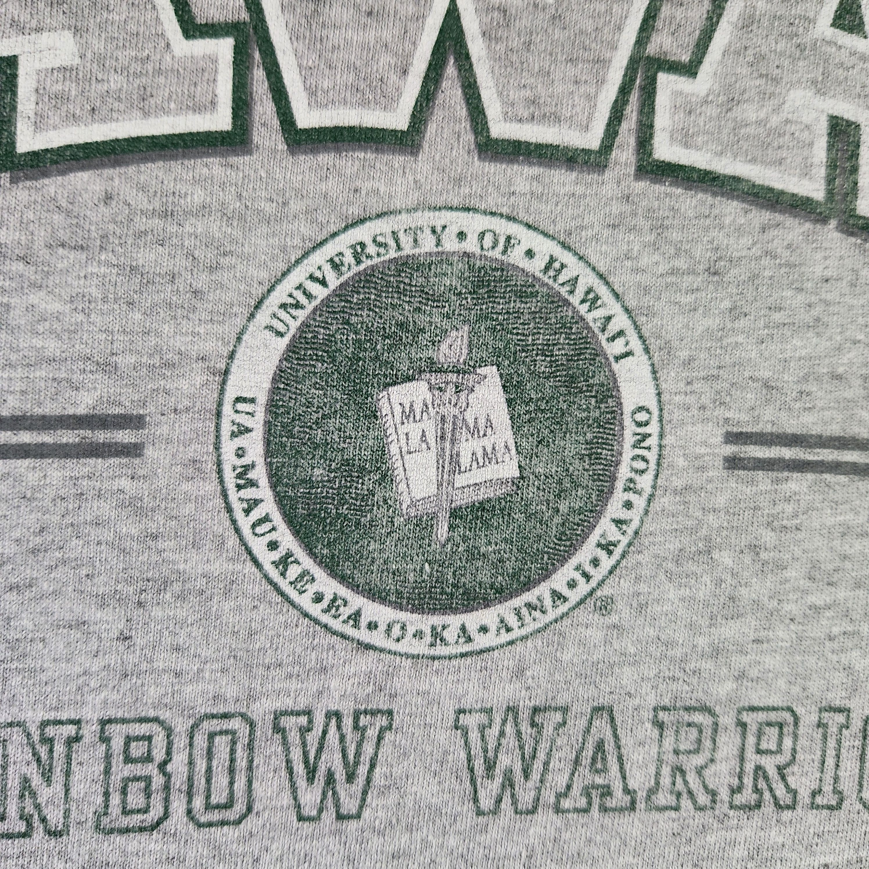 Jansport VINTAGE Hawaii Rainbow Warriors T-shirt XL NCAA Collegiate Size US XL / EU 56 / 4 - 4 Thumbnail