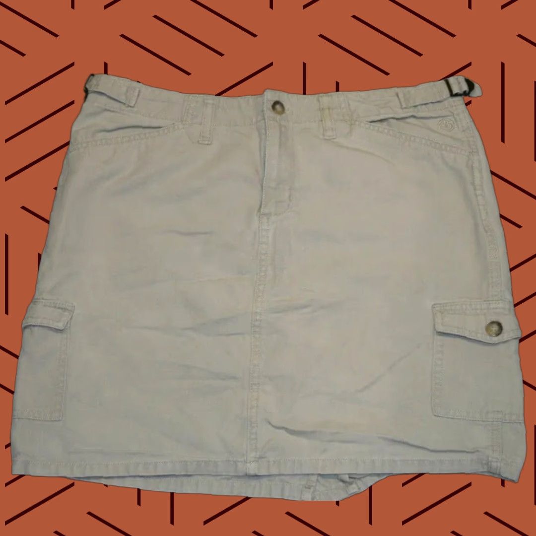 The North Face VINTAGE The North Face Skirt Outdoor Cargo Canvas 100% Cotton Women 8 Cream Beige Short Pocketed 90s Theme Mens Womens? Size 30" / US 8 / IT 44 - 1 Thumbnail
