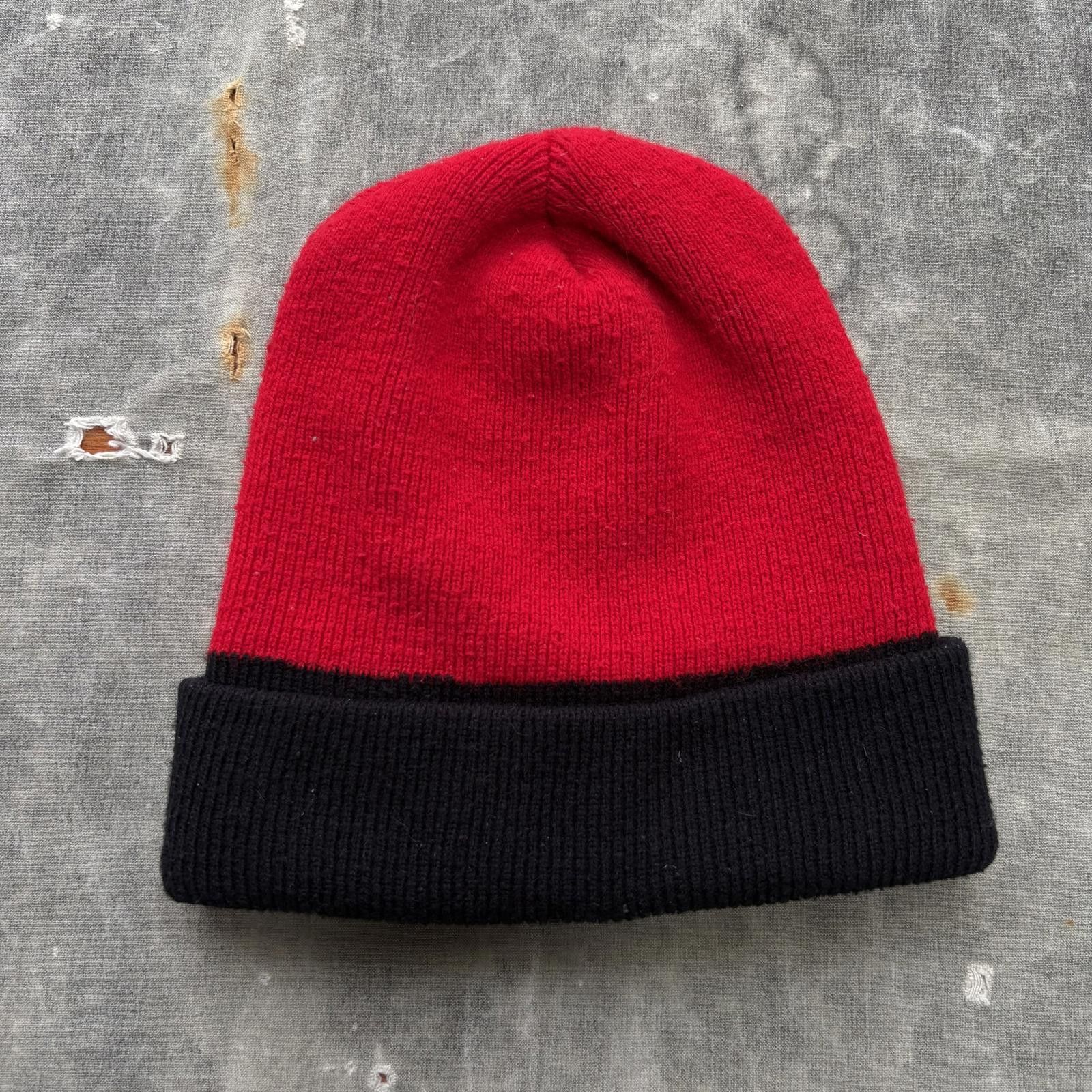 Vintage Vintage 90s Arkansas Razorbacks Embroidered College Beanie Size ONE SIZE - 2 Thumbnail