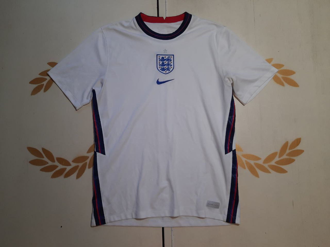 Nike Nike England Jersey 2020-2022 Size US M / EU 48-50 / 2 - 2 Thumbnail