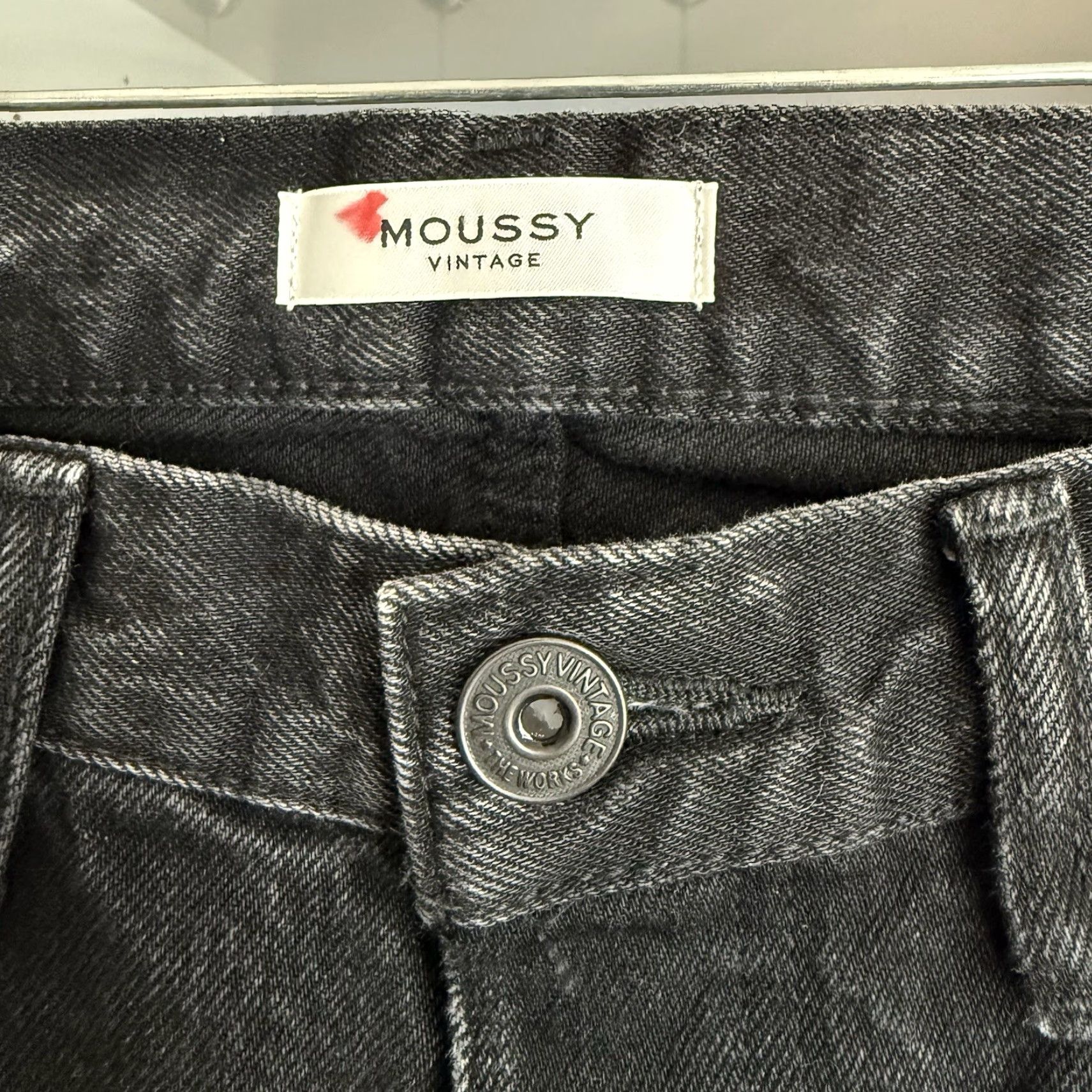 MOUSSY Moussy Vintage Staley Tapered Straight Leg Jeans Mid Rise Distressed Black 27 Womens Jeans Size 27" / US 4 / IT 40 - 5 Thumbnail
