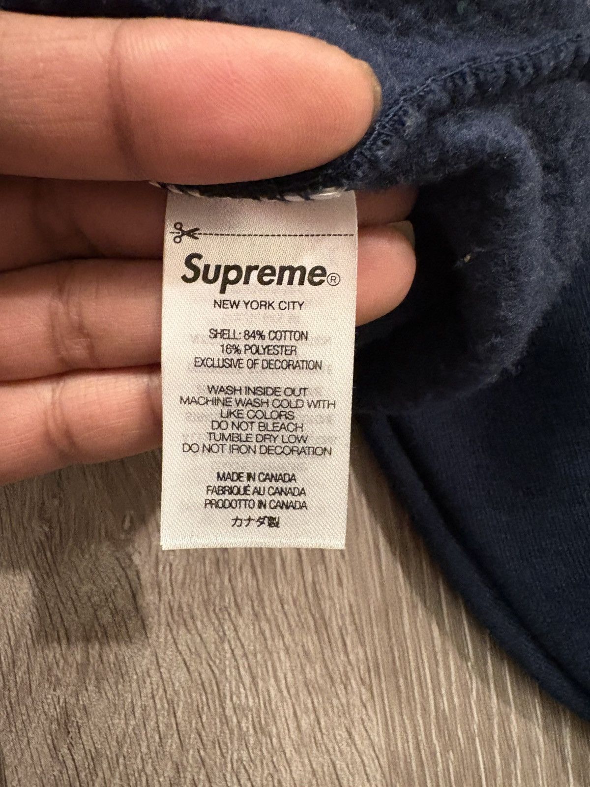 Supreme Supreme Micro Logo Hooded Sweatshirt (FW24) Size US L / EU 52-54 / 3 - 5 Thumbnail
