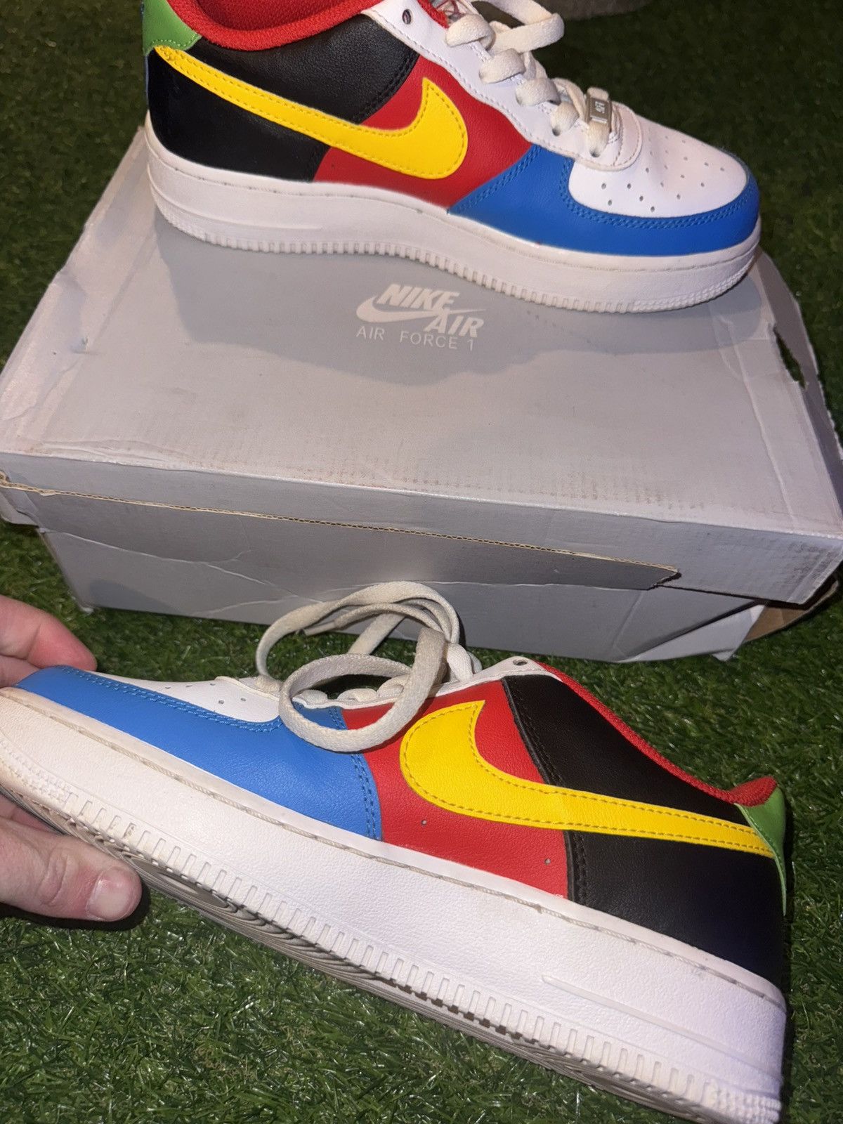 Nike Air Force 1 White / University Gold Uno Collab Size US 6.5 / EU 39-40 - 4 Thumbnail