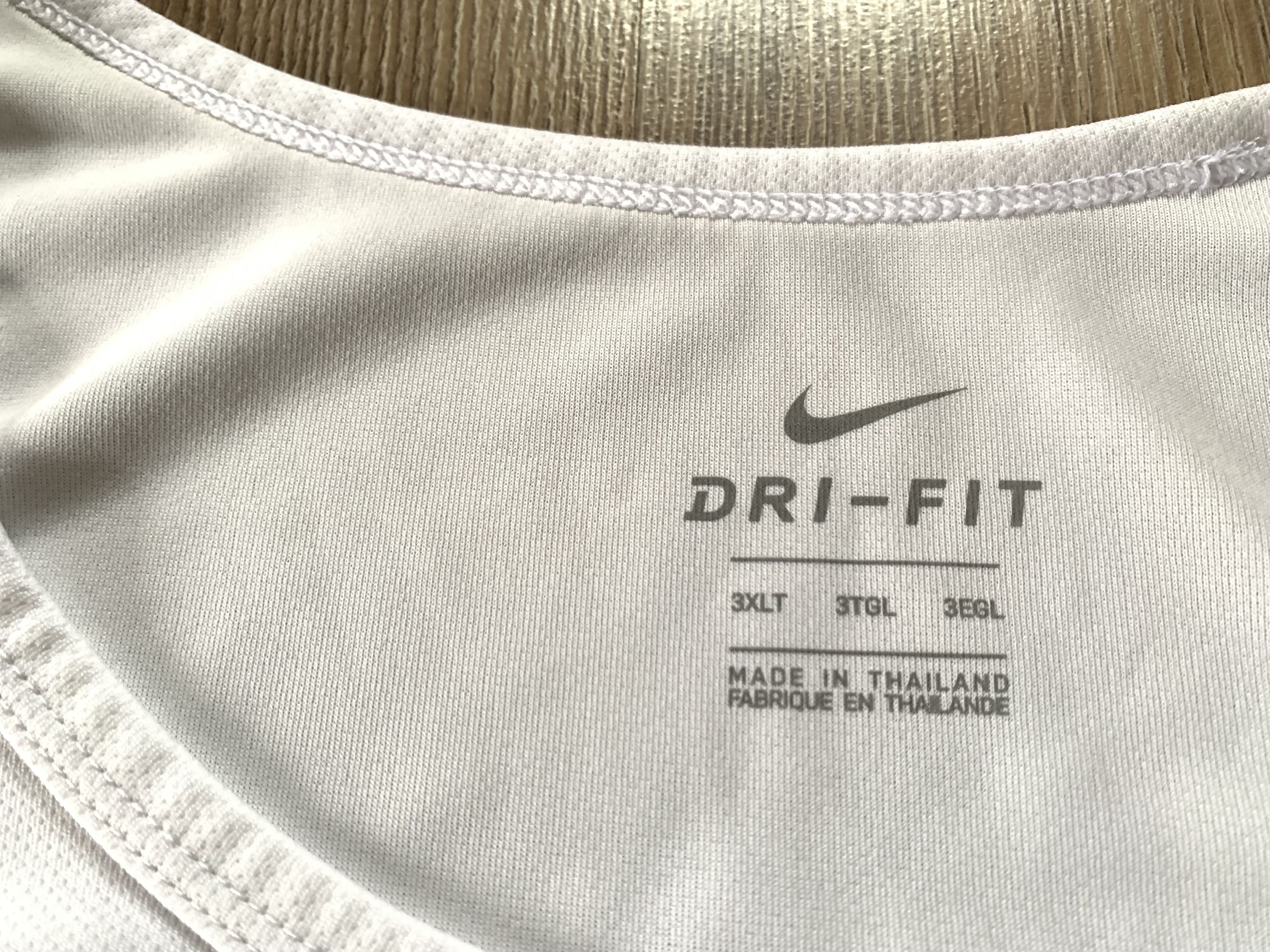 Nike Nike Training Centr Swoosh Sleeveless T Shirt Size US XXL / EU 58 / 5 - 6 Thumbnail