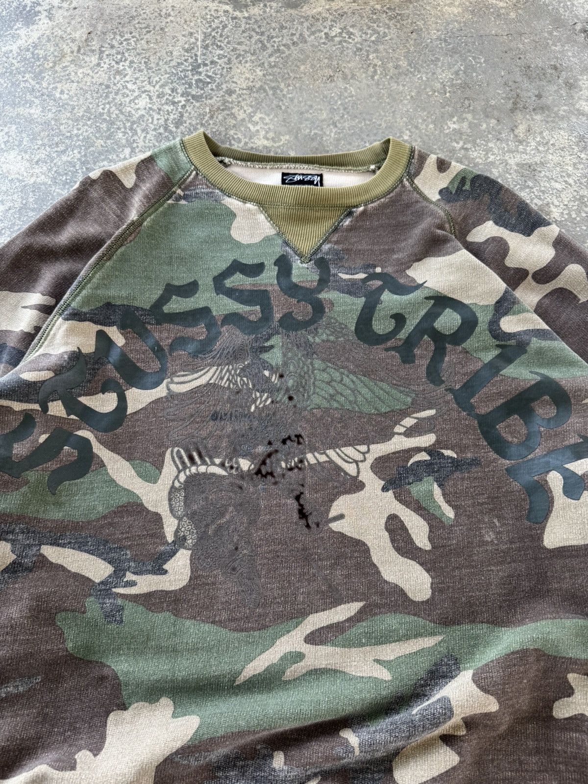 Stussy × Vintage Vintage Y2k Stussy Tribe Camo Sweatshirt Size US M / EU 48-50 / 2 - 2 Thumbnail