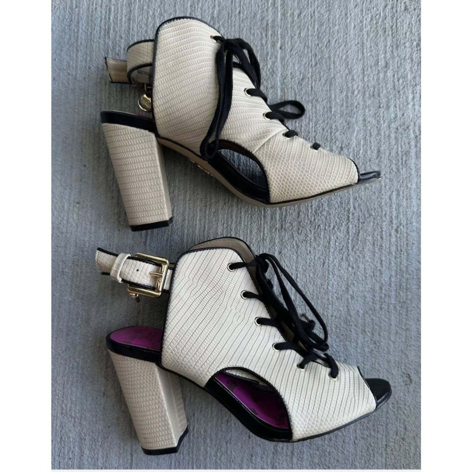 Juicy Couture Juicy Couture Open Toe Lace Up Block Heels Beige Sandals 6M Size US 6 / IT 36 - 4 Thumbnail