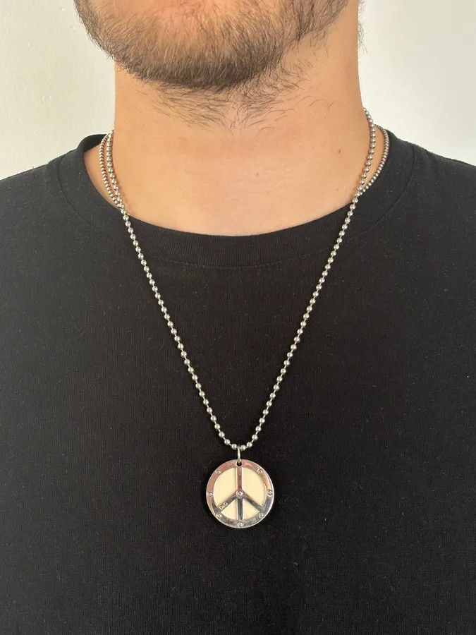 Dolce & Gabbana 2000s Dolce & Gabbana Silver Metal Peace Sign Necklace Size ONE SIZE - 3 Thumbnail