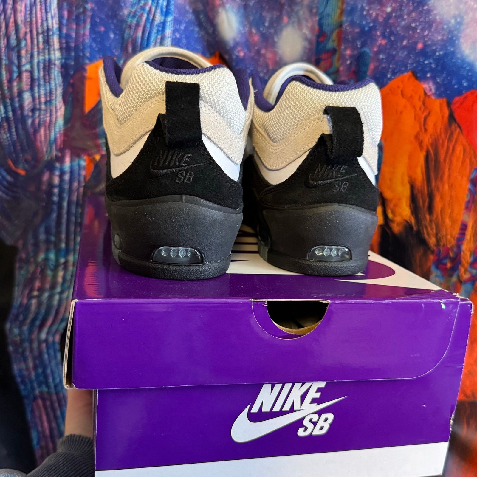 Nike •NEW• Nike SB Air Max Ishod • Size 9.5/ 11W ‘Court Purple’ Size US 9.5 / EU 42-43 - 9 Thumbnail