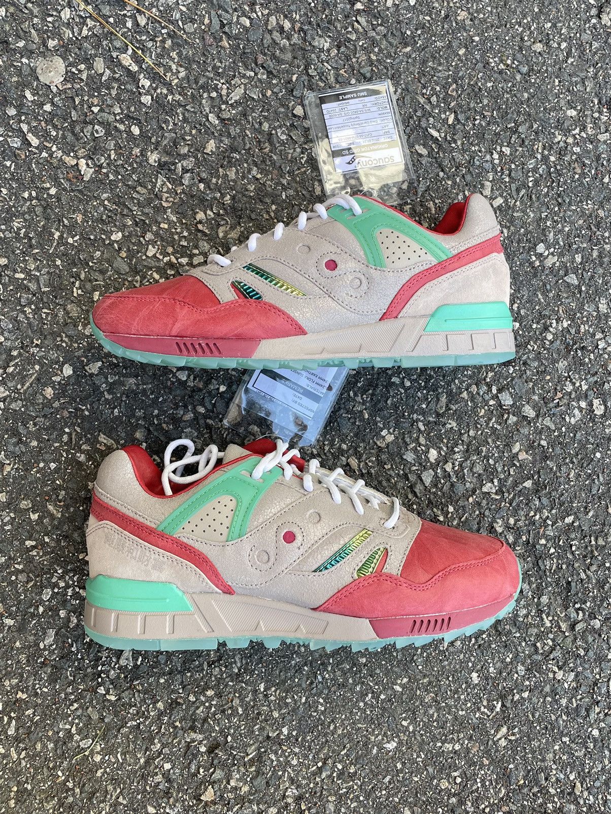 image of Saucony Grid Sd X Bull1Trc "big Trouble In Little China" Shoes, Men's (Size 9)