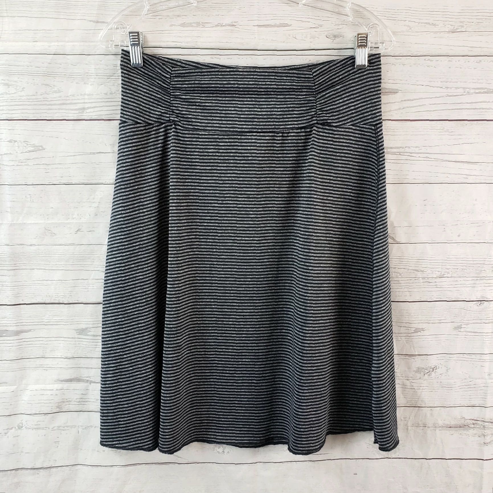 Vintage Tranquility Skirt S Black Gray Stripes Pull On Womens Short A-Line Casual Vintage: No Size 28" / US 6 / IT 42 - 2 Thumbnail
