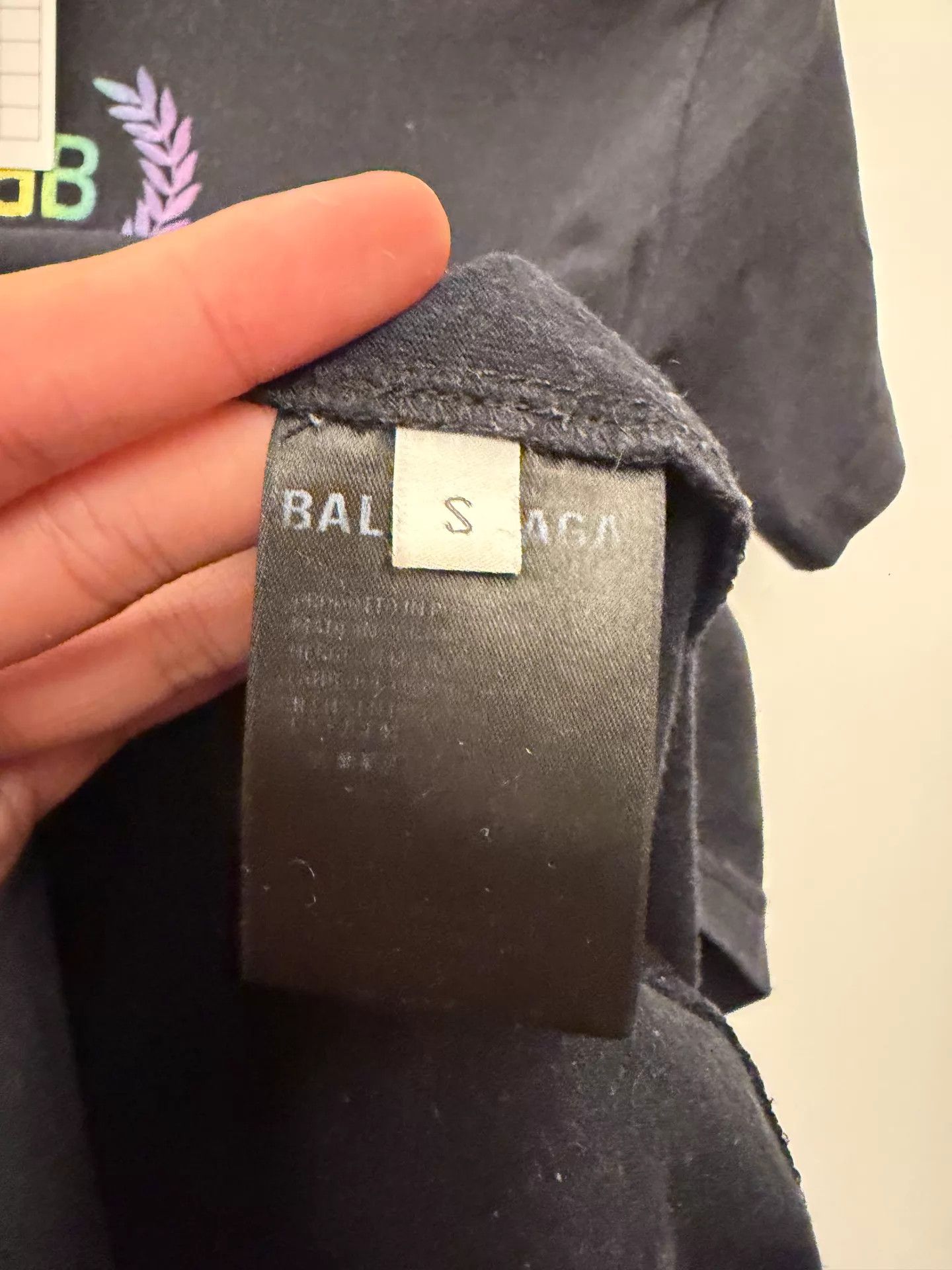 Balenciaga Balenciaga Rainbow Gradient Logo Short Tee Wmn Blk S Size S / US 4 / IT 40 - 4 Thumbnail