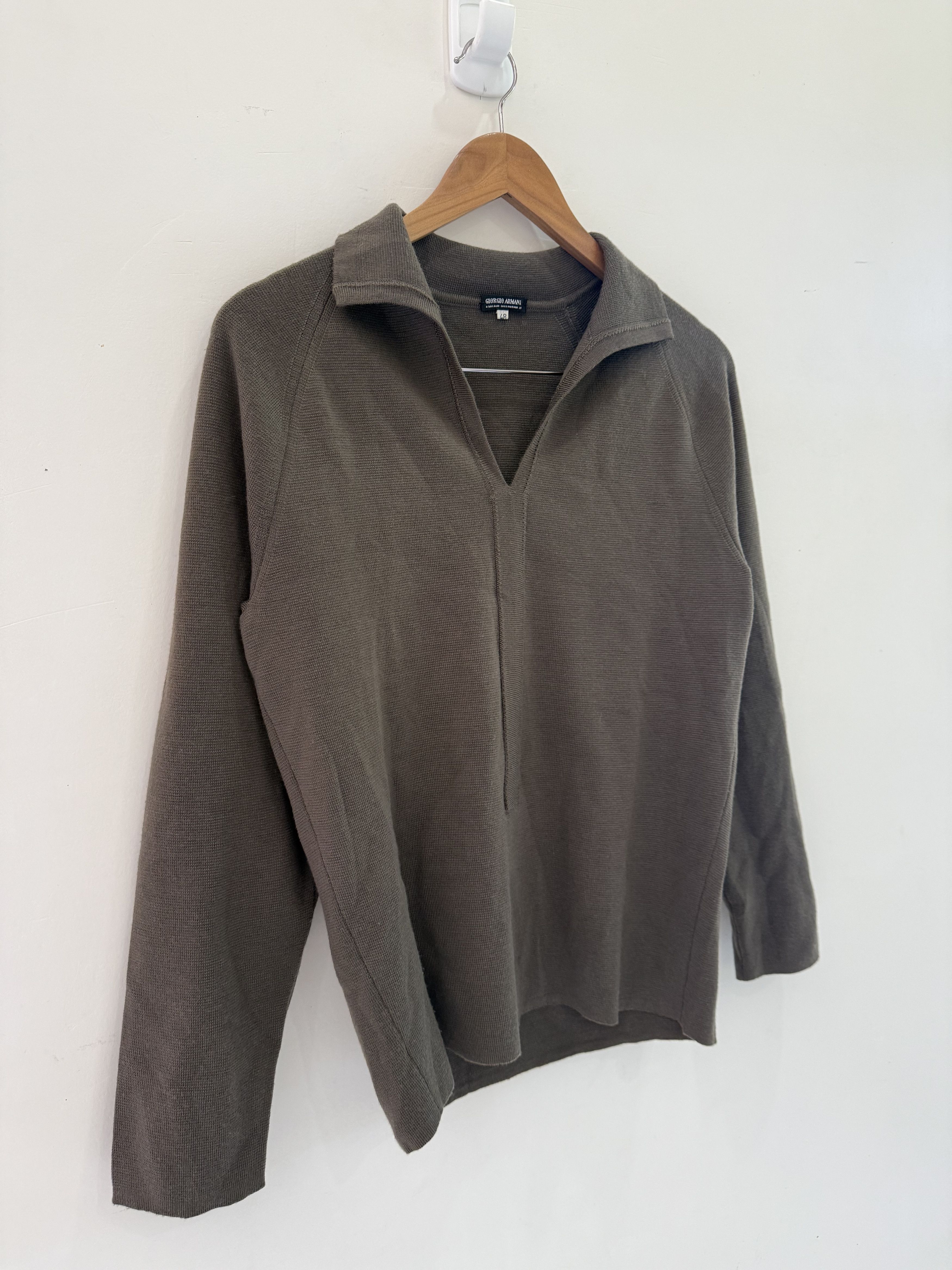 Armani Giorgio Armani V-Neck Wool Sweater Size US M / EU 48-50 / 2 - 2 Thumbnail