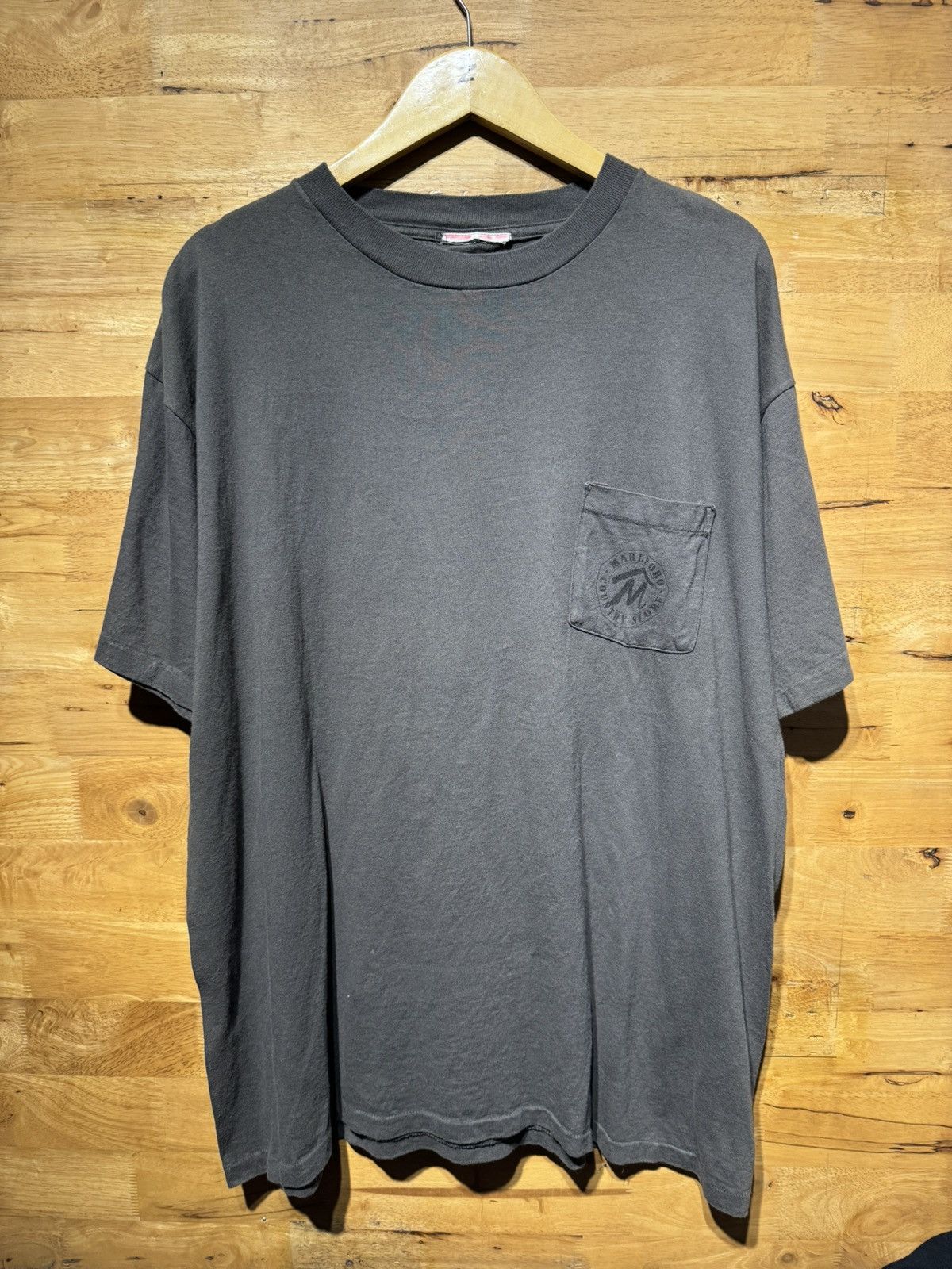 Vintage Vintage Marlboro Pocket Tees Size US XL / EU 56 / 4 - 2 Thumbnail