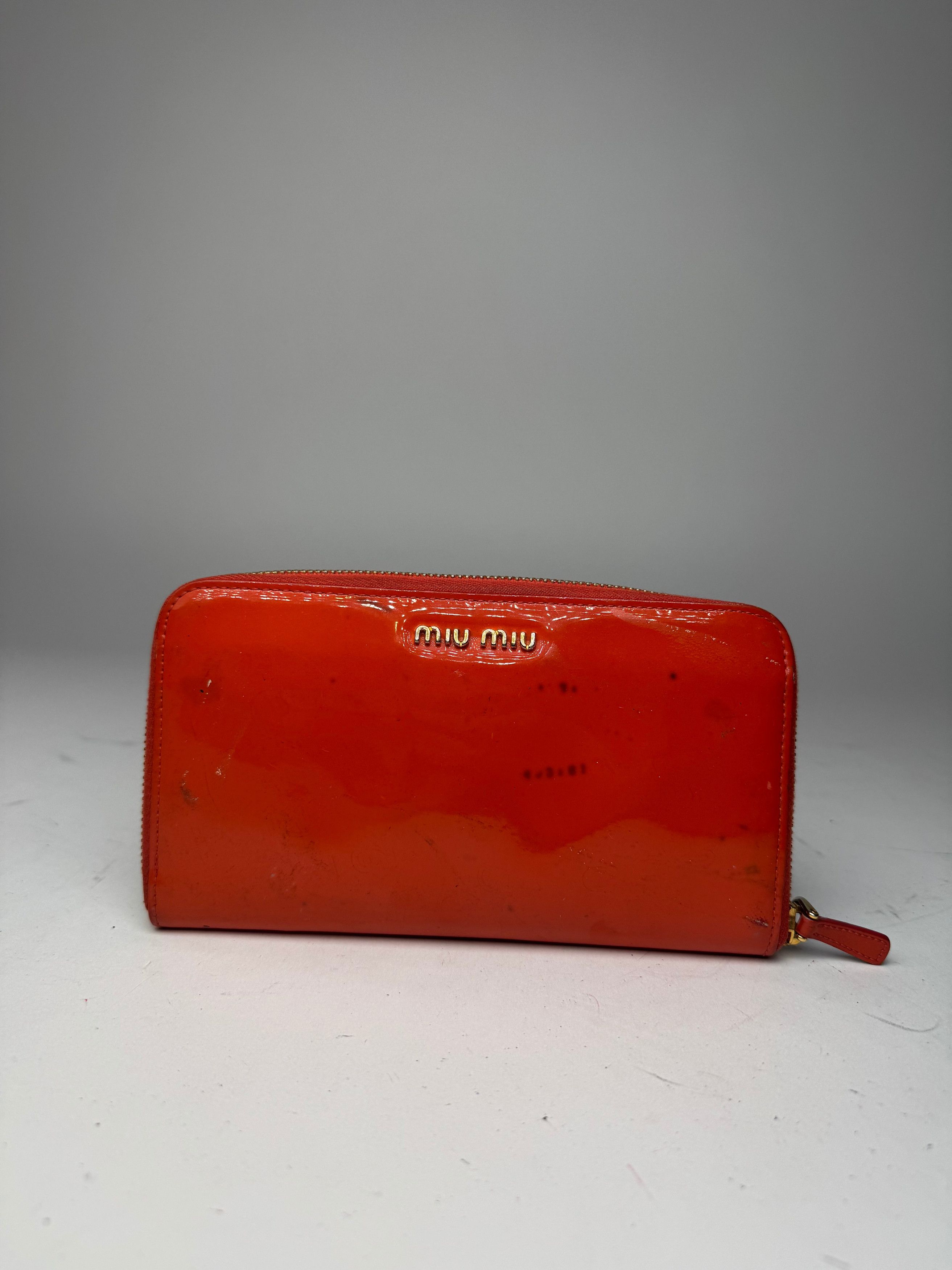 Miu Miu Vintage Patent Leather Wallet Orange Size ONE SIZE - 1 Thumbnail