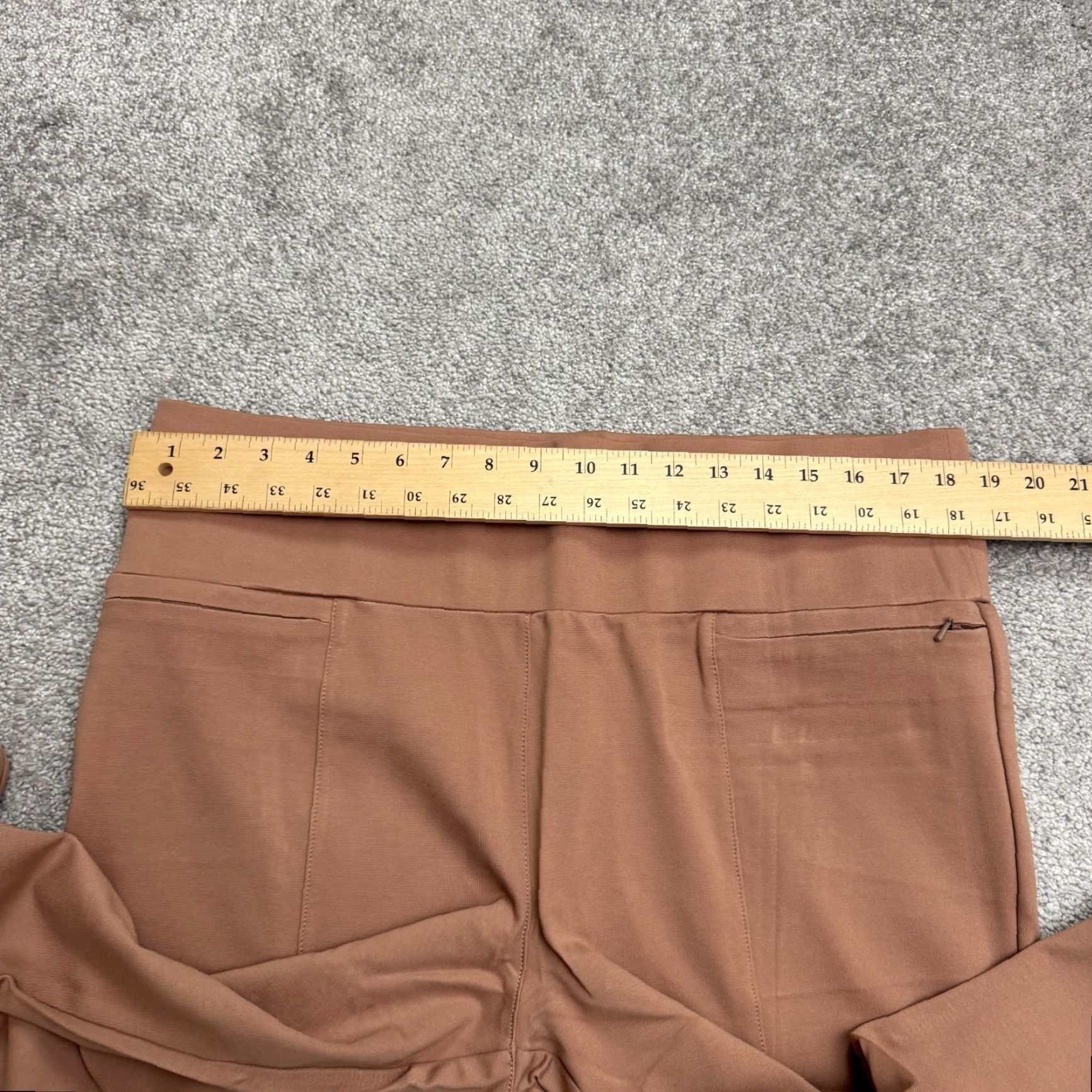 Vintage Betabrand Power Down Skinny Yoga Pants Womens XXL Petite Brown NWT 37x25 Pants Brown Yoga Sweatpants Women 2XL Petite Size 40" / US 18 - 7 Thumbnail