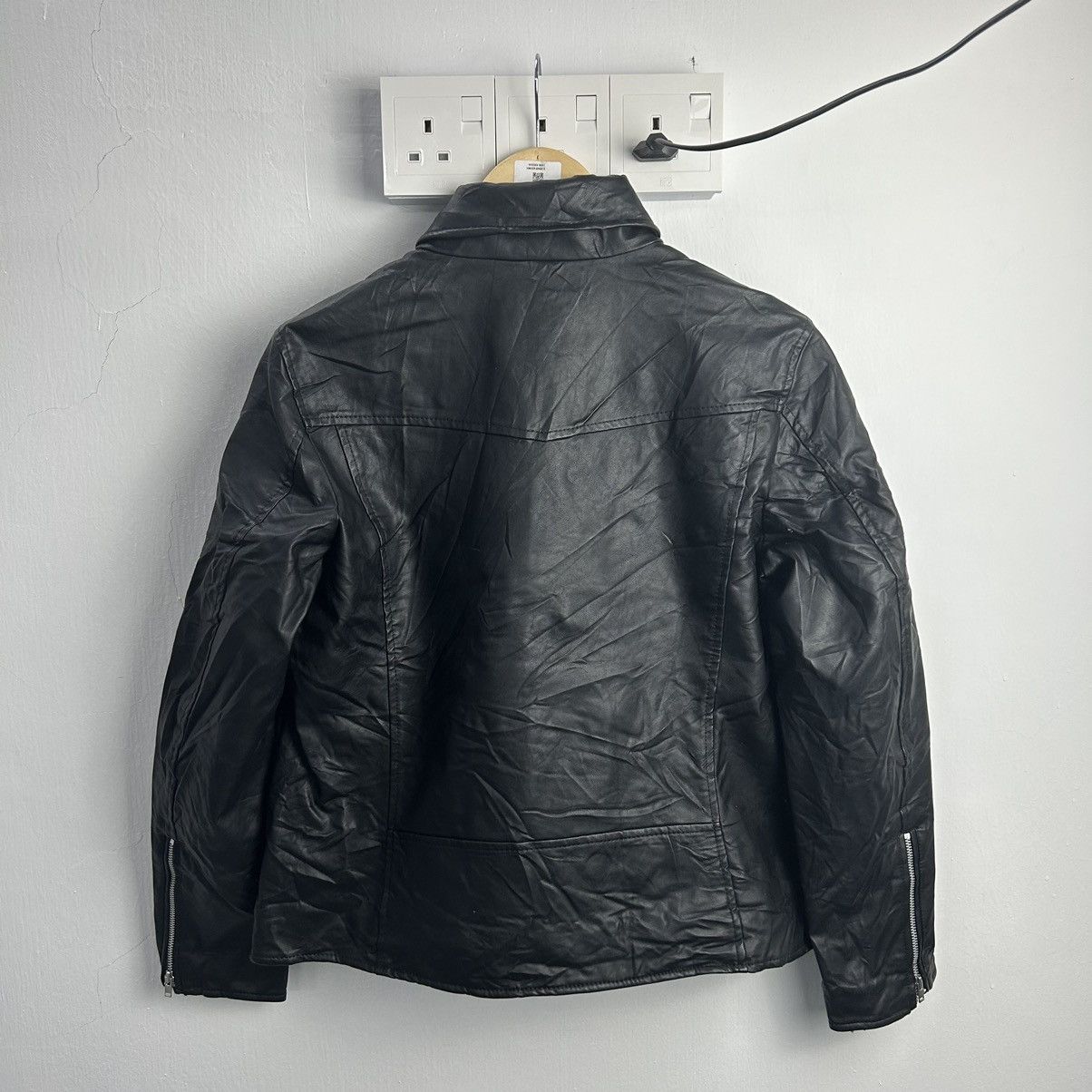 Leather × Lemaire × Uniqlo Leather Jacket x Uniqlo Size US L / EU 52-54 / 3 - 7 Thumbnail