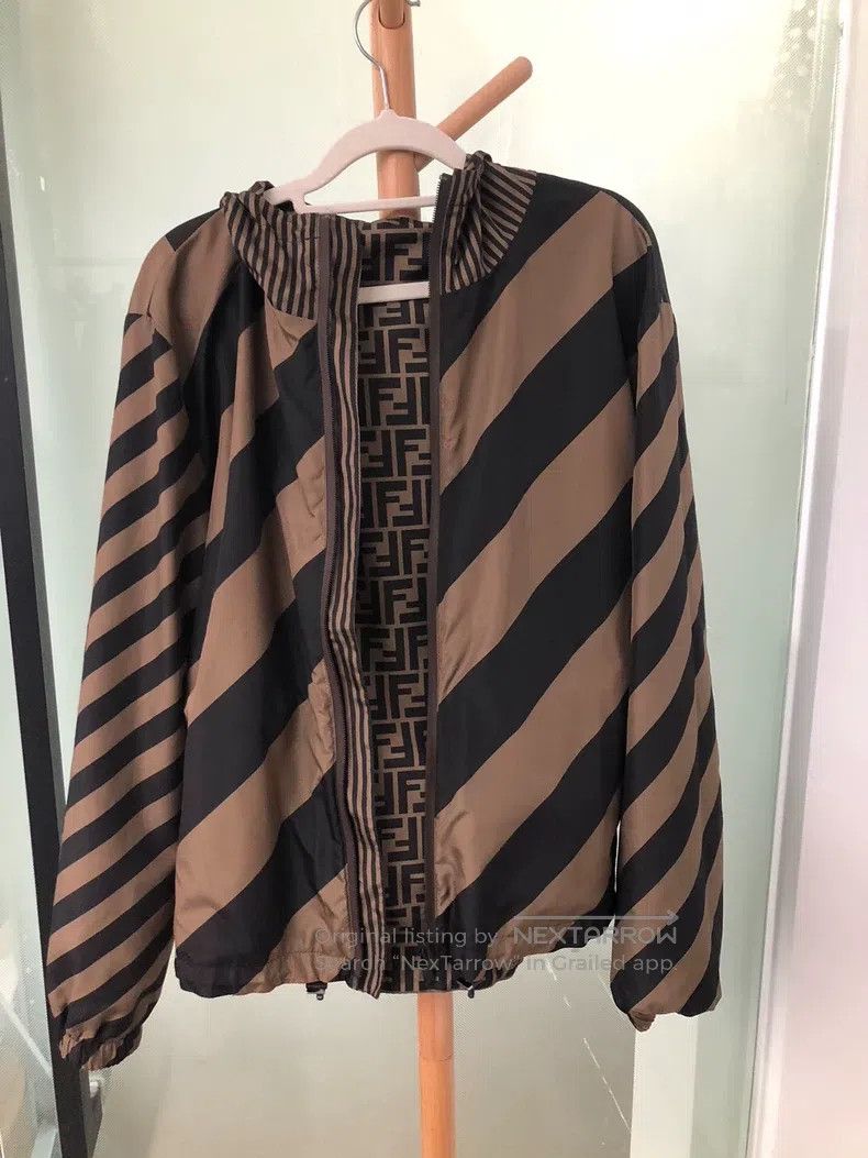 Fendi Fendi Printed Full-Covered Jacket/Reversible Size US S / EU 44-46 / 1 - 3 Thumbnail