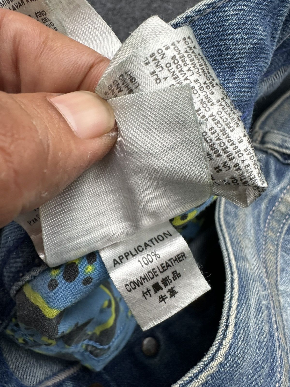 Diesel Diesel Buster Thrashed Distressed Design Denim 29x32 D70 Size US 29 - 17 Thumbnail