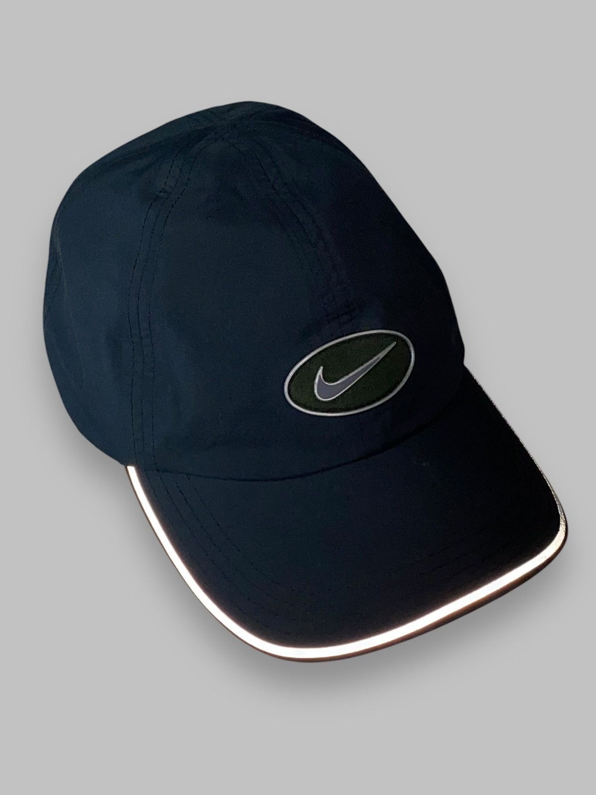 Nike Vintage Nike Swoosh Logo Y2k Hype Streetwear CAp Size ONE SIZE - 2 Thumbnail