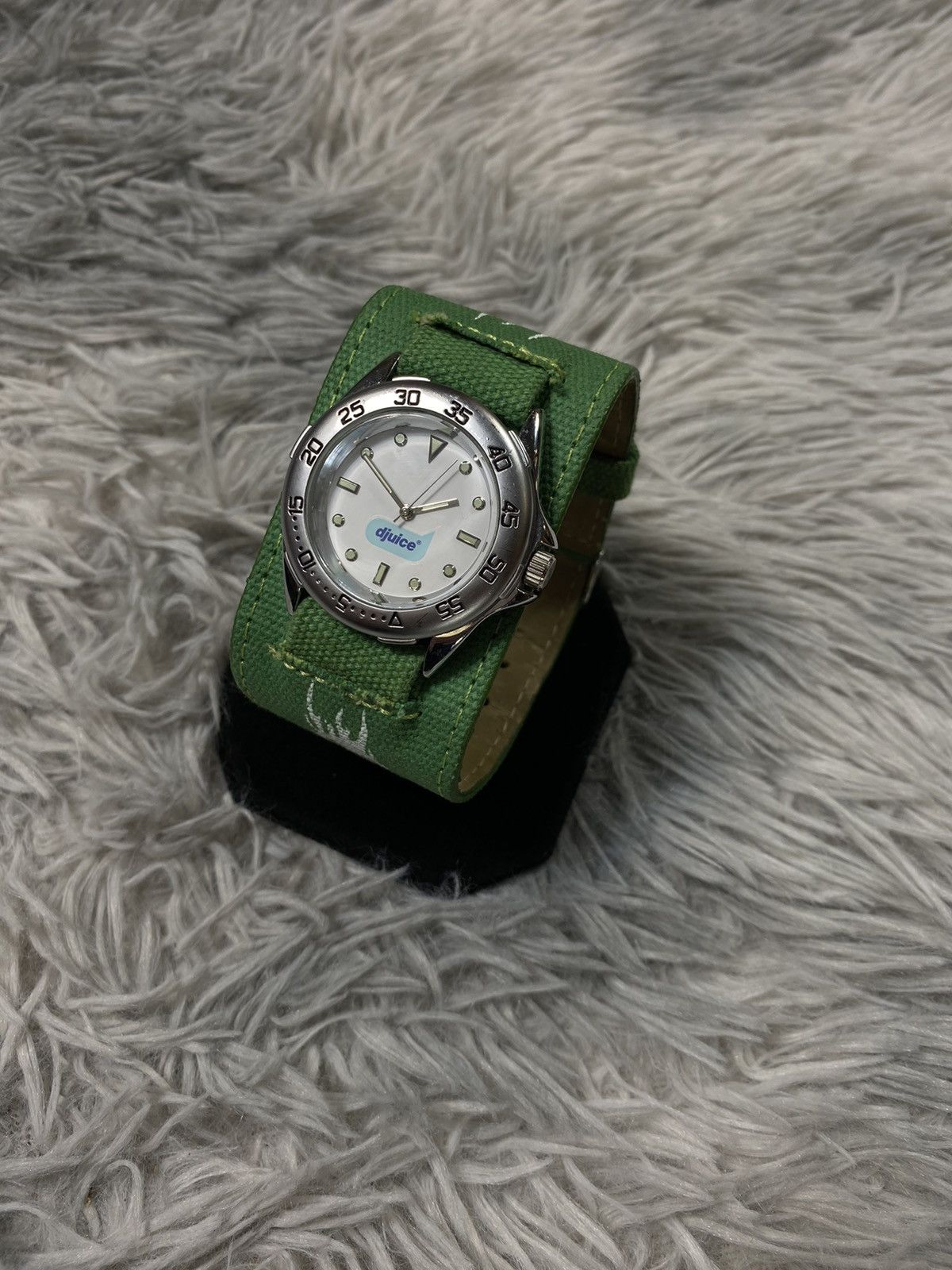 Jewelry × Vintage Vintage Djuice Promo Watch Green Canvas Strap Japanese Brand Size ONE SIZE - 1 Thumbnail