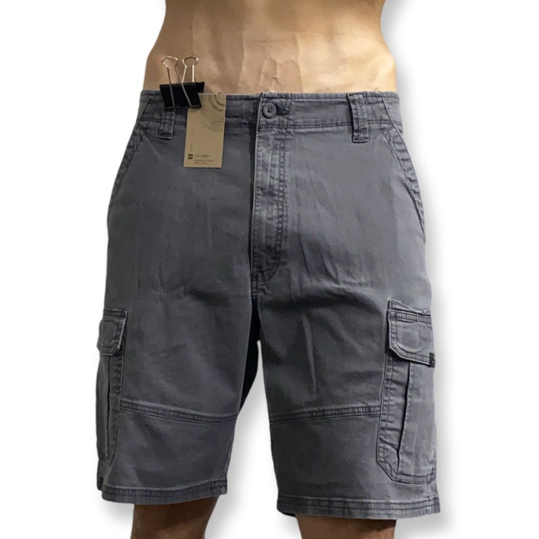 Wrangler Wrangler Men’s Gray Cargo Shorts Size 36 Size US 36 / EU 52 - 1 Thumbnail
