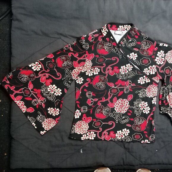 Vintage Vintage Rave Oriental Flower Blossoms Crop Top Shirt Size L / US 10 / IT 46 - 3 Thumbnail