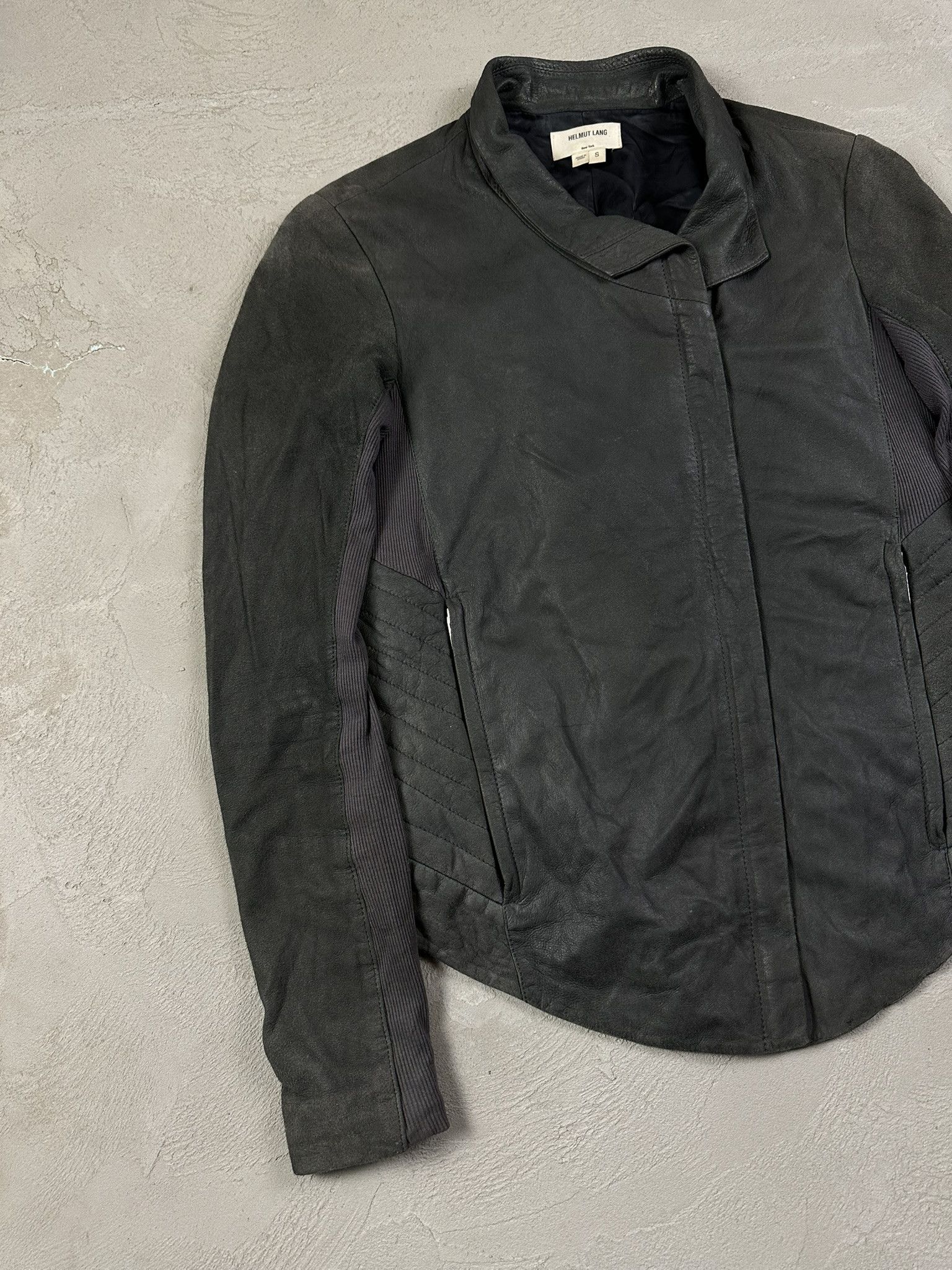 Helmut Lang Helmut Lang Leather Avant Garde Asymetrical Biker Jacket Size S / US 4 / IT 40 - 2 Thumbnail