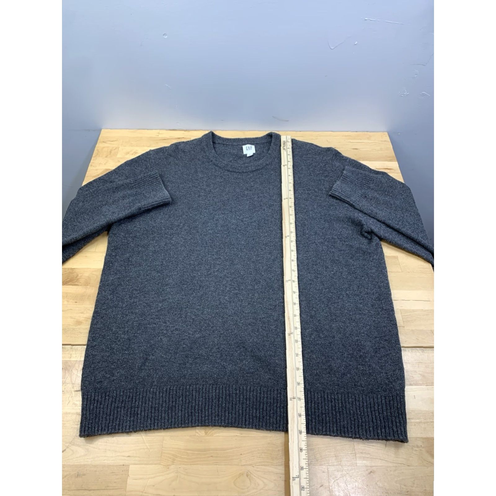 Gap Gap Sweatshirt Mens XL Crew Neck Charcoal Gray Wool Blend Casual Pullover 11353 Size US XL / EU 56 / 4 - 5 Thumbnail