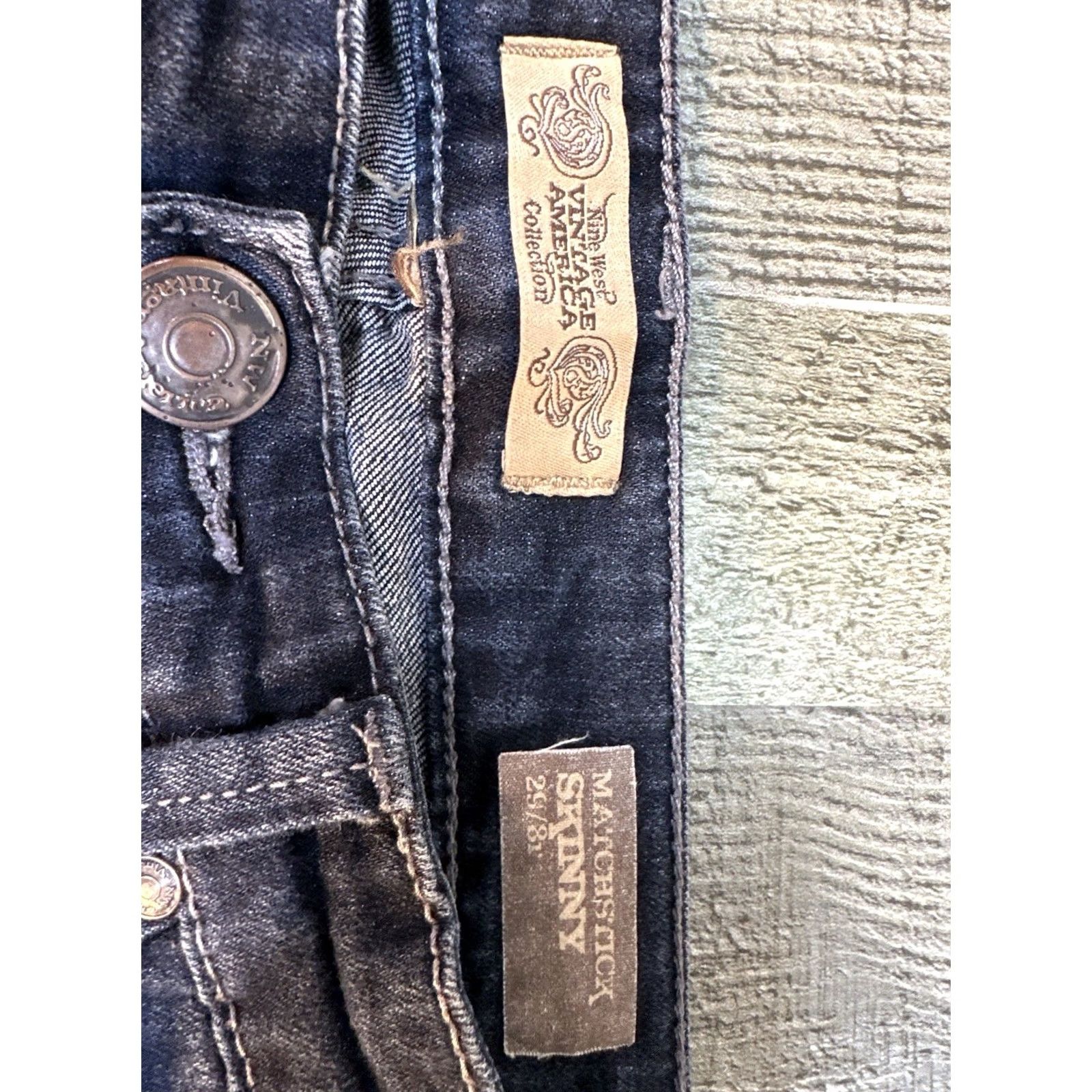 Nine West Nine West Vintage America Matchstick Skinny Jeans Womens 28 Dark Wash Blue 5-pocket Slim Mid-rise Stretch Denim Mens? Size 28" / US 6 / IT 42 - 2 Thumbnail