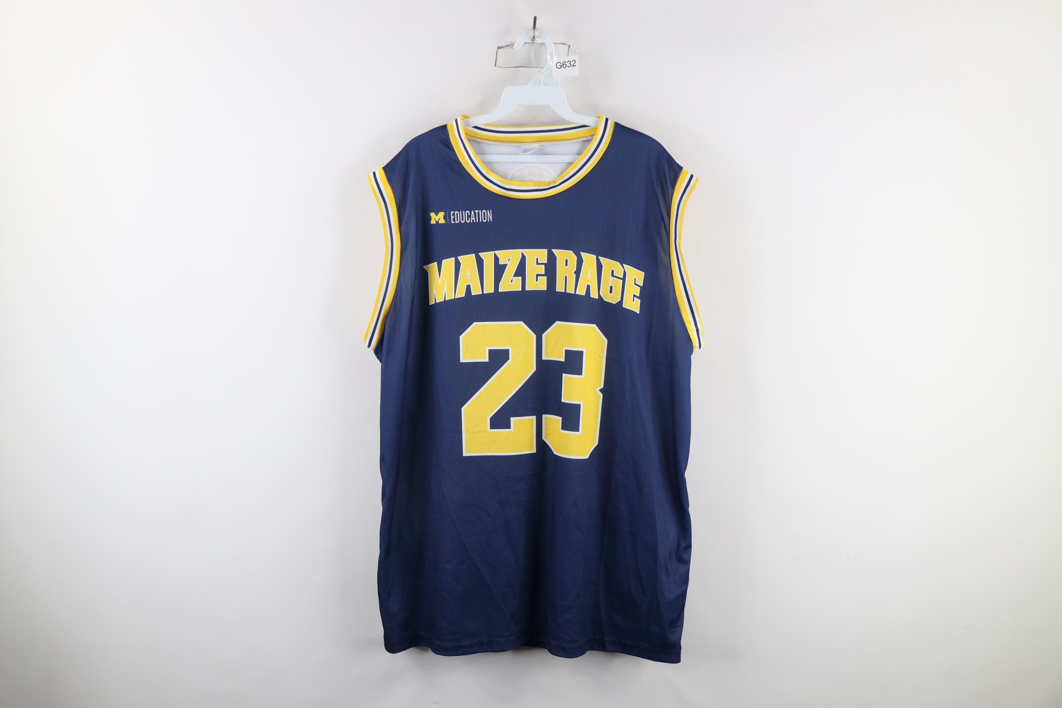 Vintage Vintage University of Michigan Basketball Jersey Blue #23 Size US L / EU 52-54 / 3 - 1 Thumbnail