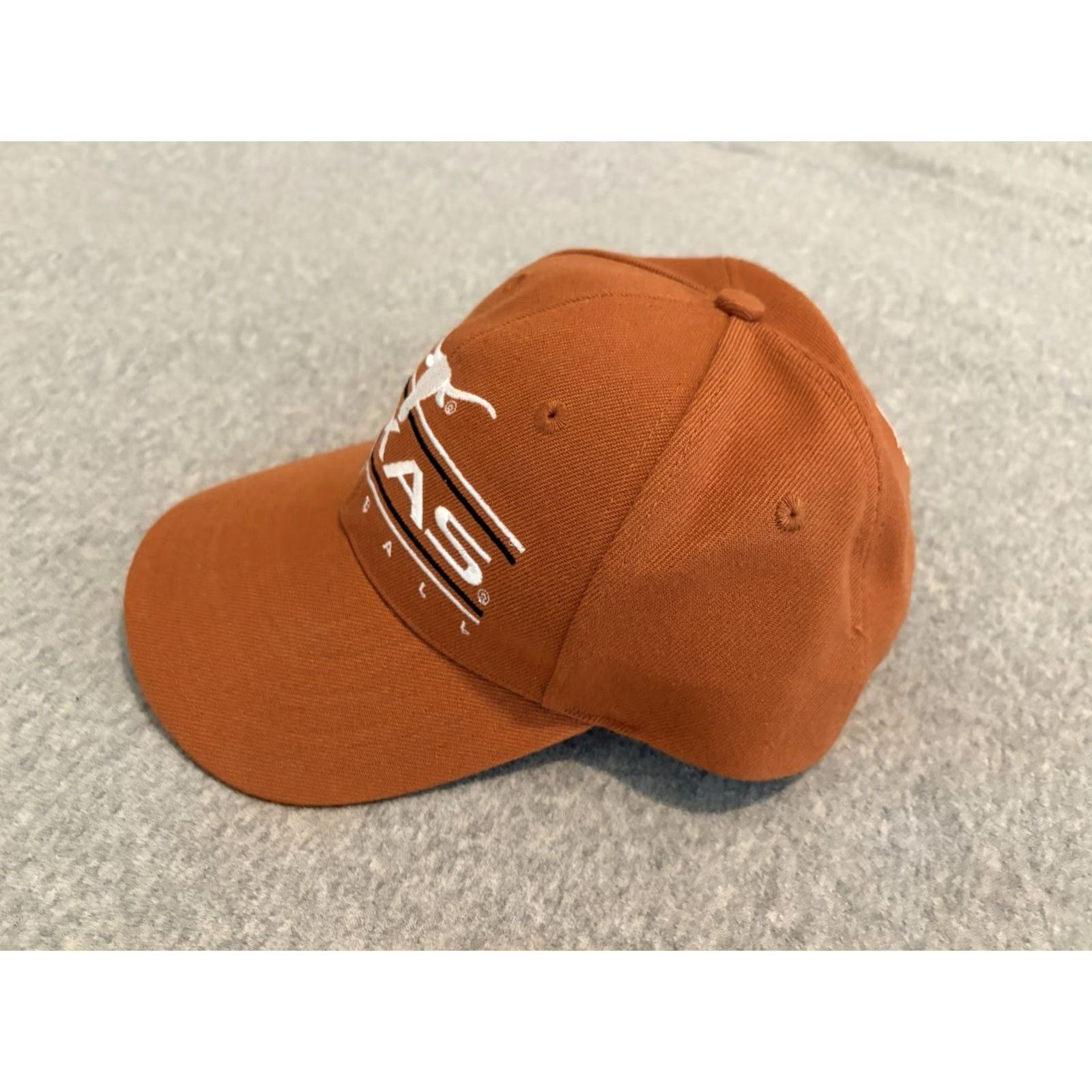 Reebok VINTAGE Reebok Hat Cap Wool Blend Texas Longhorns Snapback Orange One Size Men Baseball Cap Adjustable Football Hat Size ONE SIZE - 2 Thumbnail