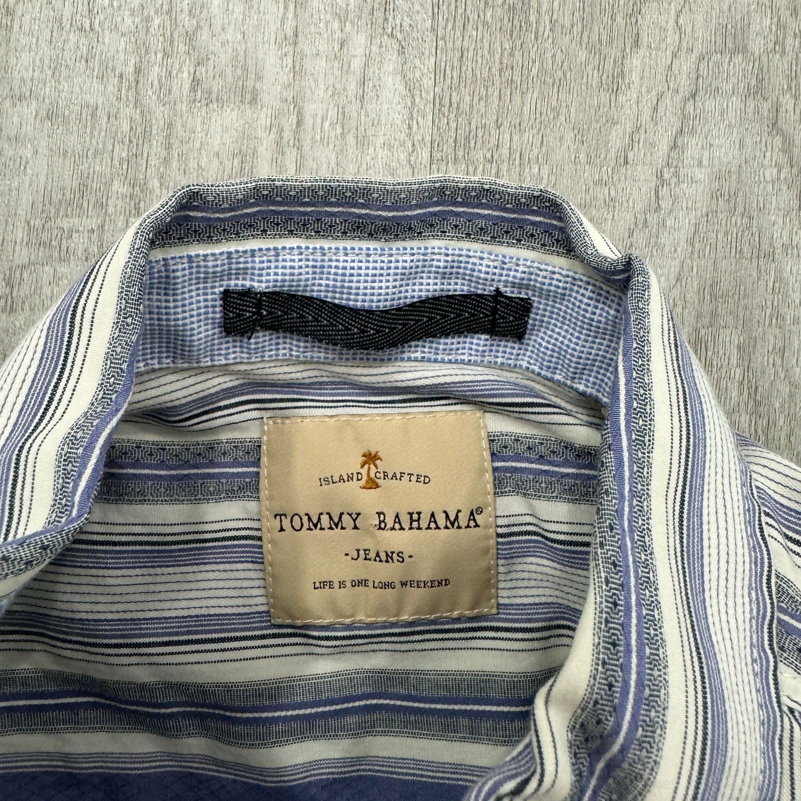 Tommy Bahama Tommy Bahama Jeans Shirt Men's Medium Blue White Gray Size US M / EU 48-50 / 2 - 4 Thumbnail