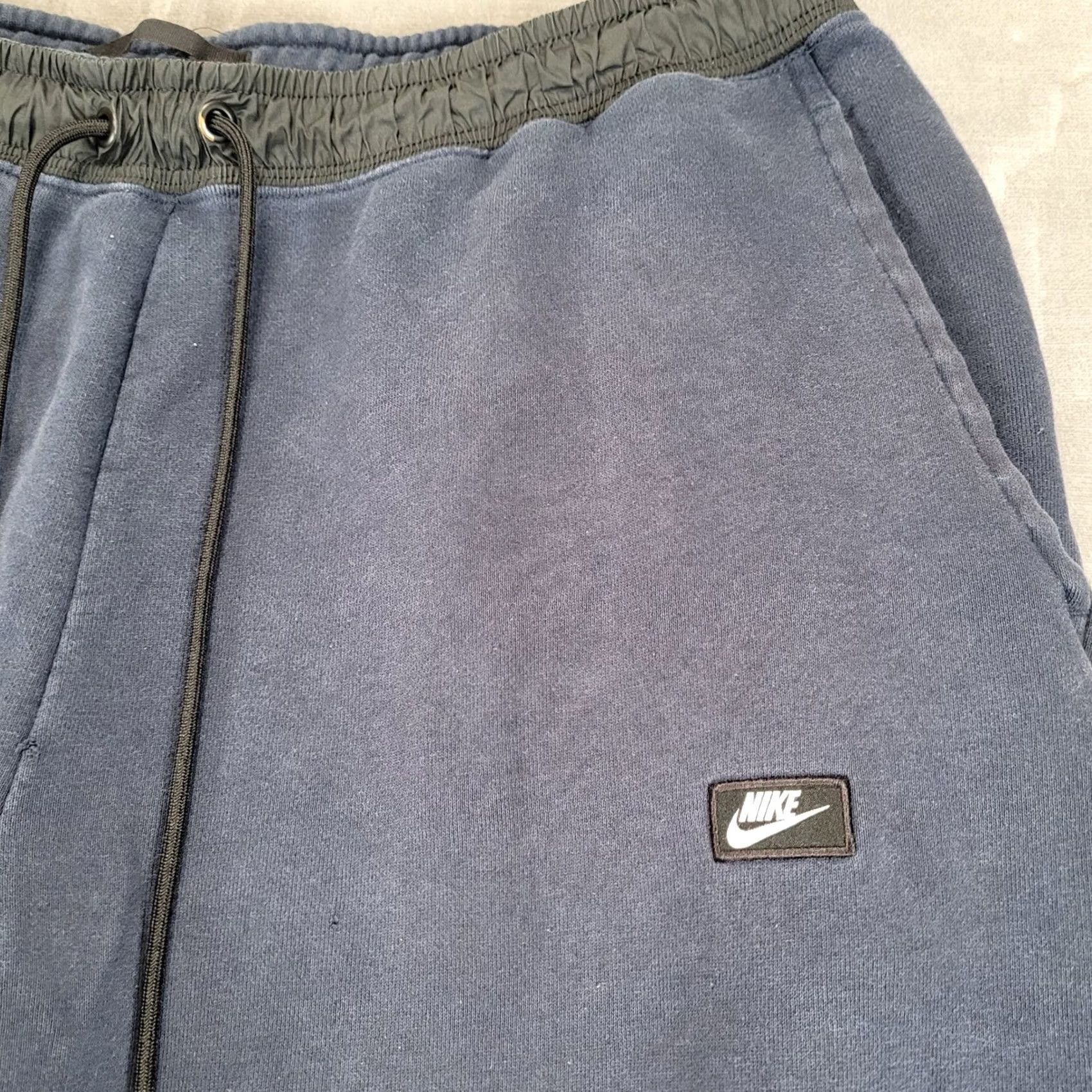 Nike Nike Mens XXL Navy Blue Fleece Jogger Sweatpants Elastic Waist Drawstring Pockets Athletic Style Size US 39 - 2 Thumbnail