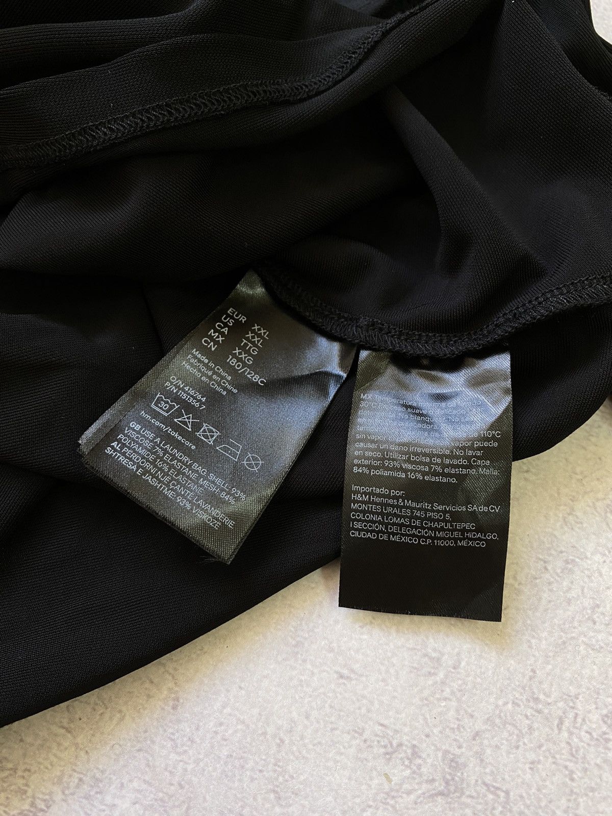 H&M × Mugler Mugler x H&M Knot-detail One-shoulder Black Dress Size XXL Size XXL / US 16-18 / IT 52-54 - 13 Thumbnail