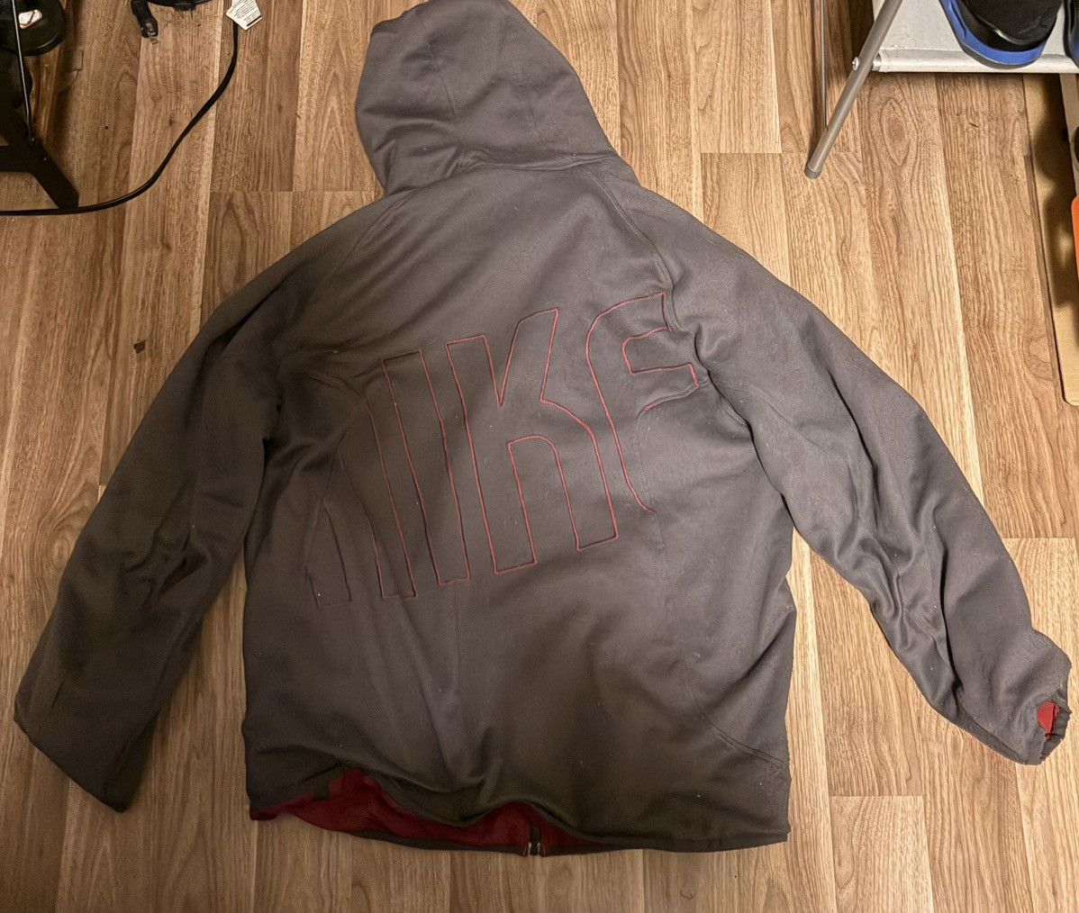 Nike Vintage Grey and Red Nike Reversable Rain jacket Size US L / EU 52-54 / 3 - 4 Thumbnail