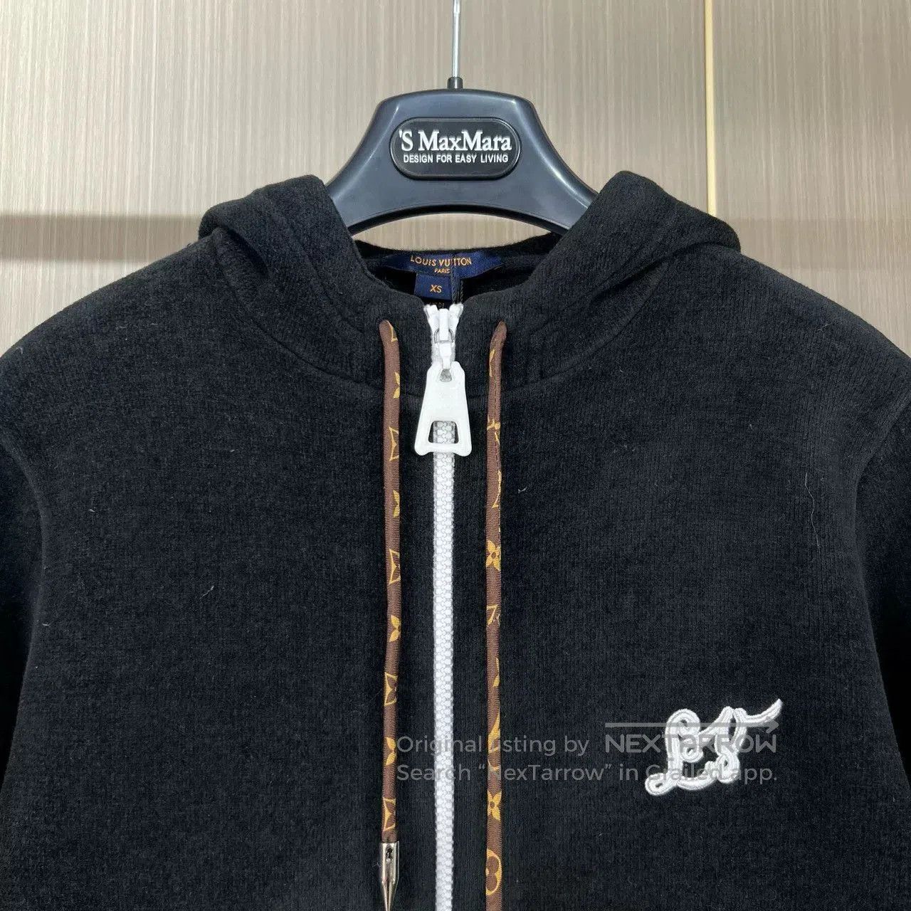 Louis Vuitton louis vuitton velvet embroidered zip hoodie. Size XS / US 0-2 / IT 36-38 - 3 Thumbnail
