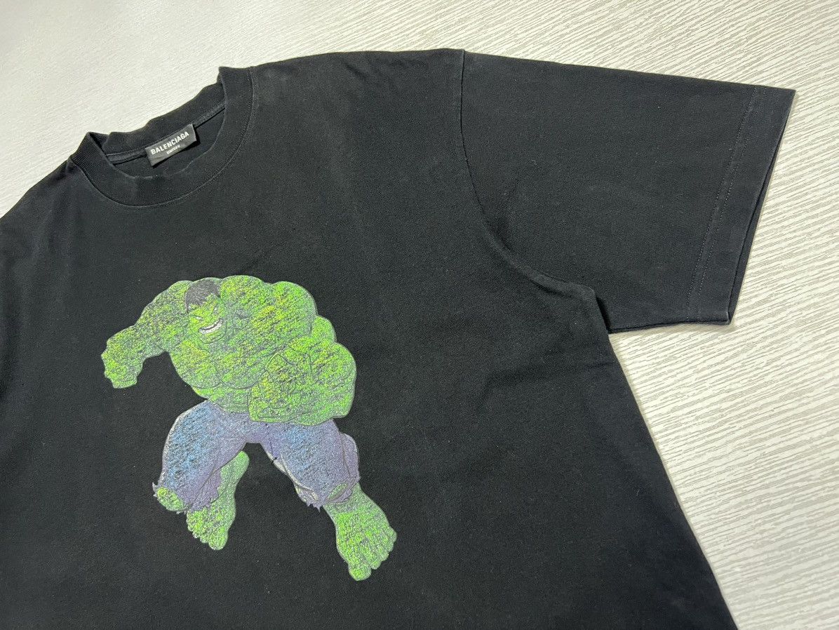Balenciaga Balenciaga - Marvel - “Incredible Hulk” T-Shirt Size US XS / EU 42 / 0 - 5 Thumbnail