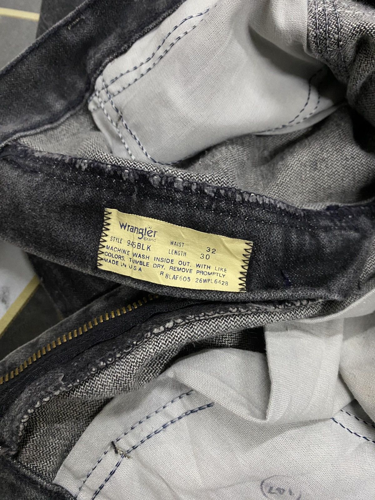 Wrangler Vintage Wrangler Bootcut Jeans Size US 32 / EU 48 - 11 Thumbnail