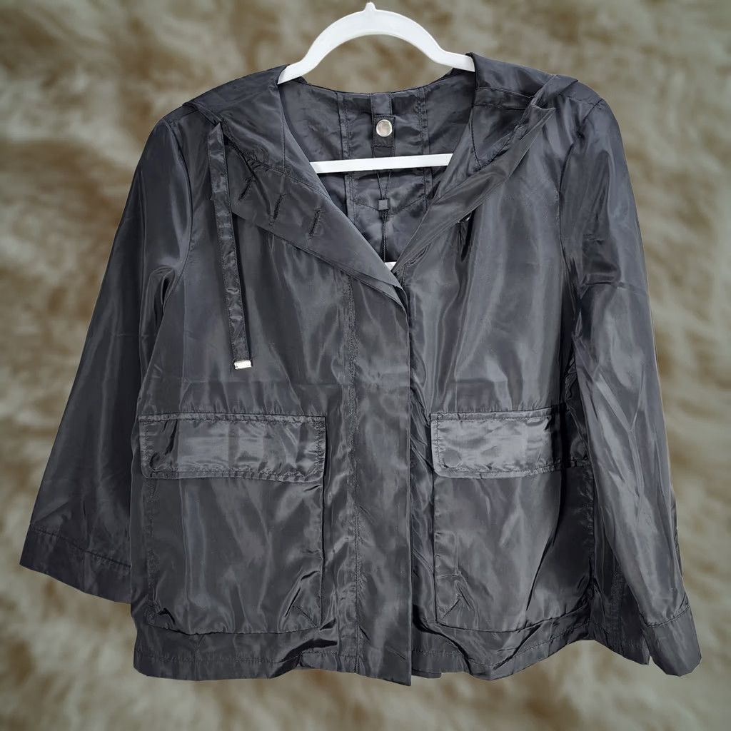 Vintage Hilary Radley for Katherine Barclay Rescue Black A-line Cropped Hooded Jacket M Women Plus Polyester Jacket Hooded Size M / US 6-8 / IT 42-44 - 1 Thumbnail