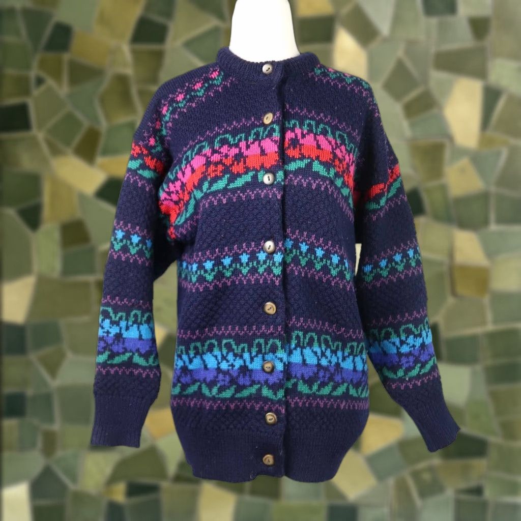 Vintage VINTAGE Murray Brothers cardigan sweater Navy blue floral wool knit L Women 80s Long Sleeve Button front 100% Wool Size L / US 10 / IT 46 - 1 Thumbnail