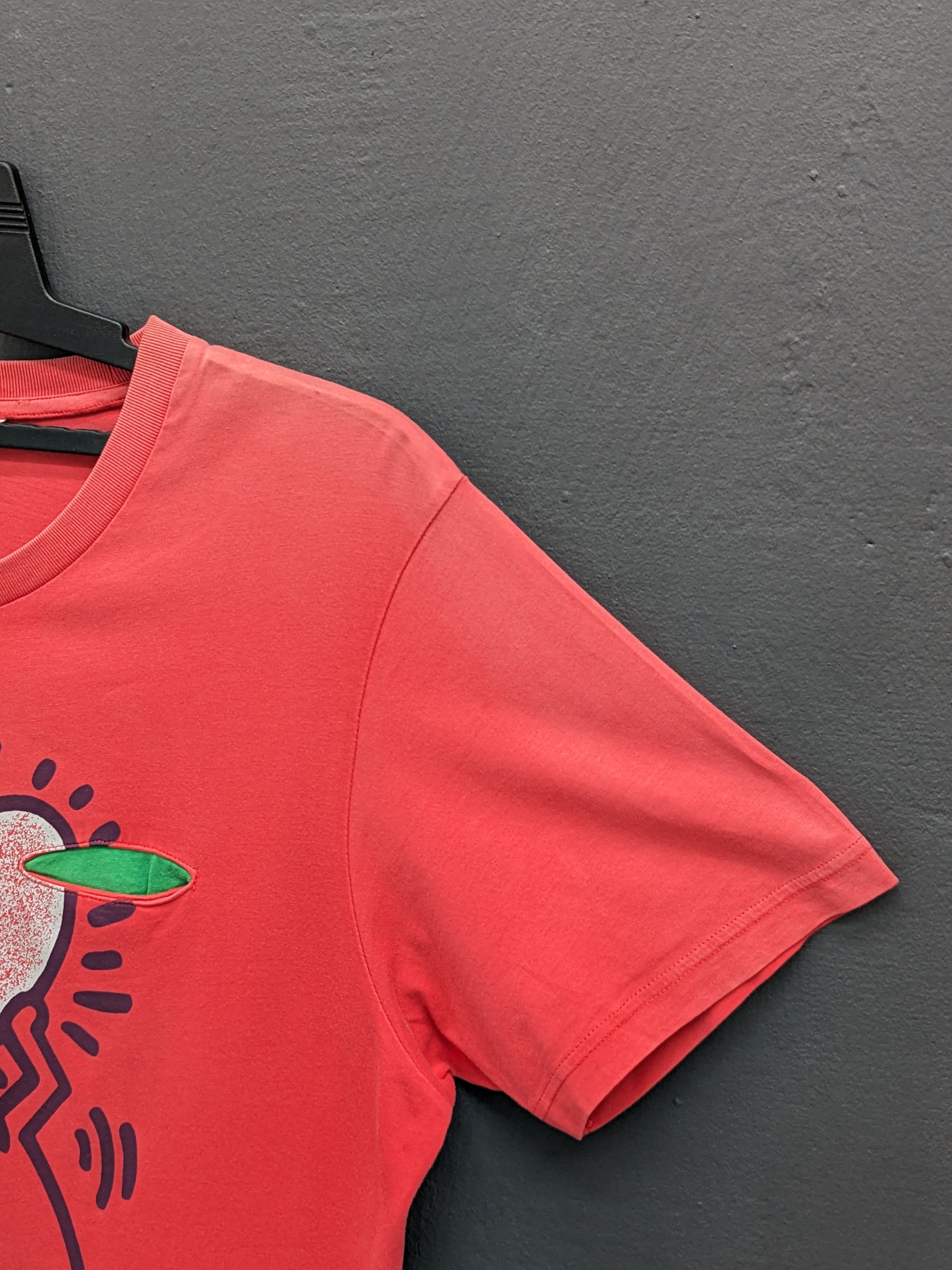 Keith Haring JAPANESE BRAND X KEITH HARING TSHIRT Size US L / EU 52-54 / 3 - 4 Thumbnail