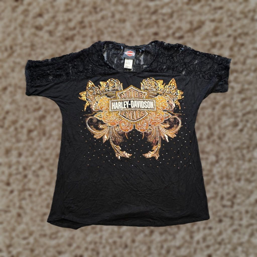 Harley Davidson Harley-Davidson Top Women L Black Lace Trim Rhinestone Biker Motorcycle Shirt Short Sleeve Round Neck T-Shirt Made in China Mens Womens Girls Boys Size L / US 10 / IT 46 - 1 Thumbnail
