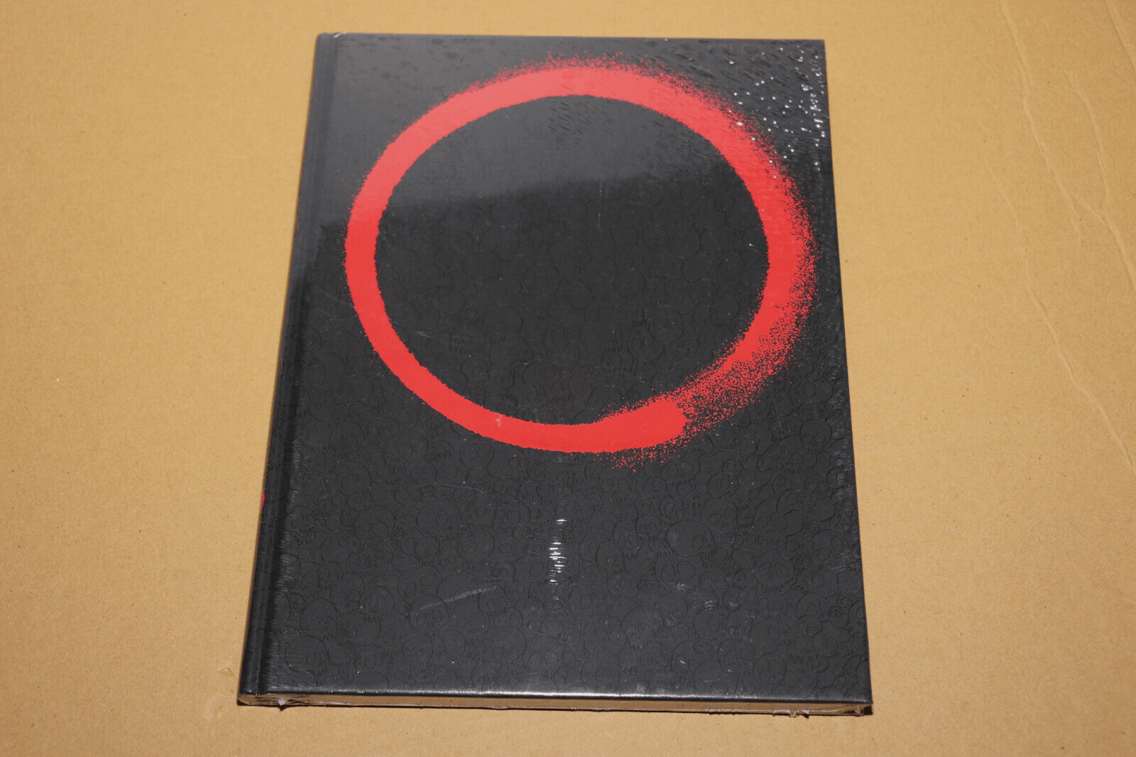 Takashi Murakami Takashi Murakami Black/Red Enso Hardcover Book Size ONE SIZE - 2 Thumbnail