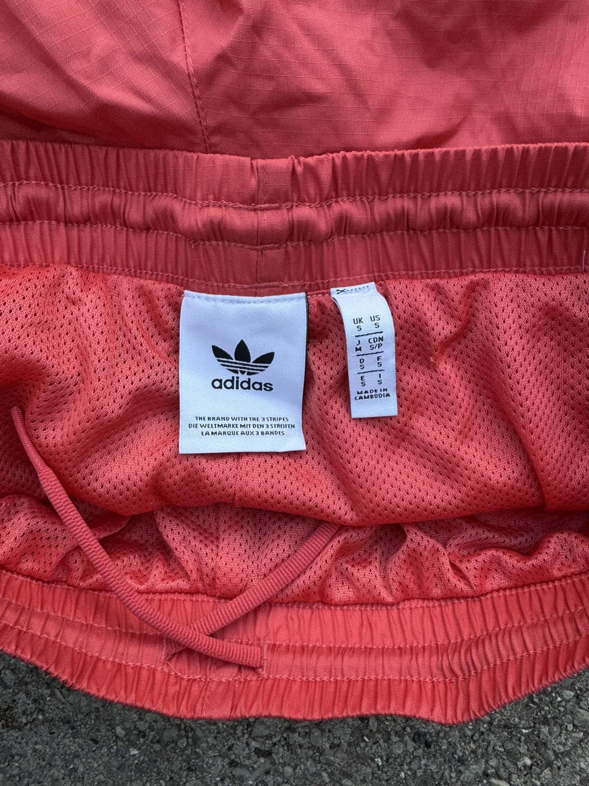 Adidas Adidas orange shorts Size US 32 / EU 48 - 3 Thumbnail