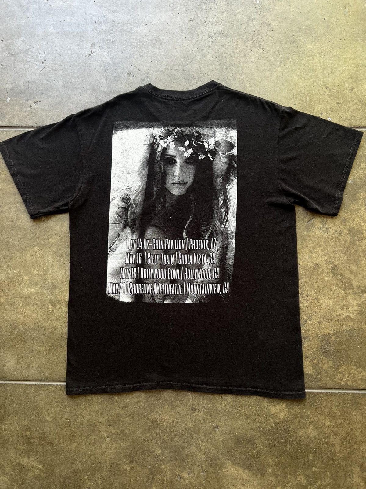 Vintage Rare 2015 Lana Del Rey Endless Summer Tour Band Tee Shirt Size US L / EU 52-54 / 3 - 1 Thumbnail